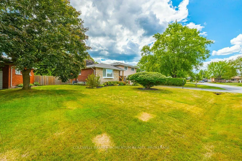 86 Crescent Drive