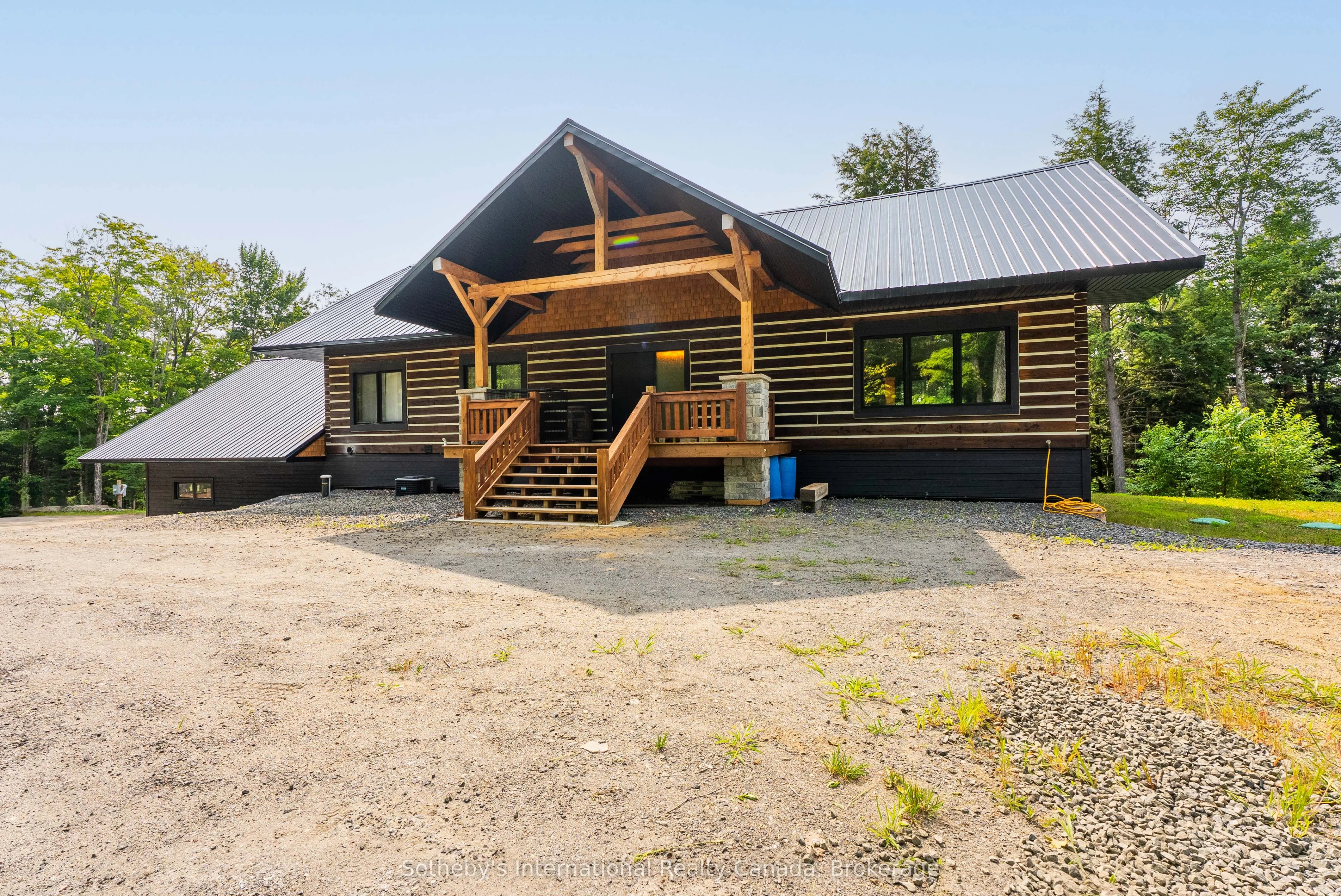 2749 Brunel Road S