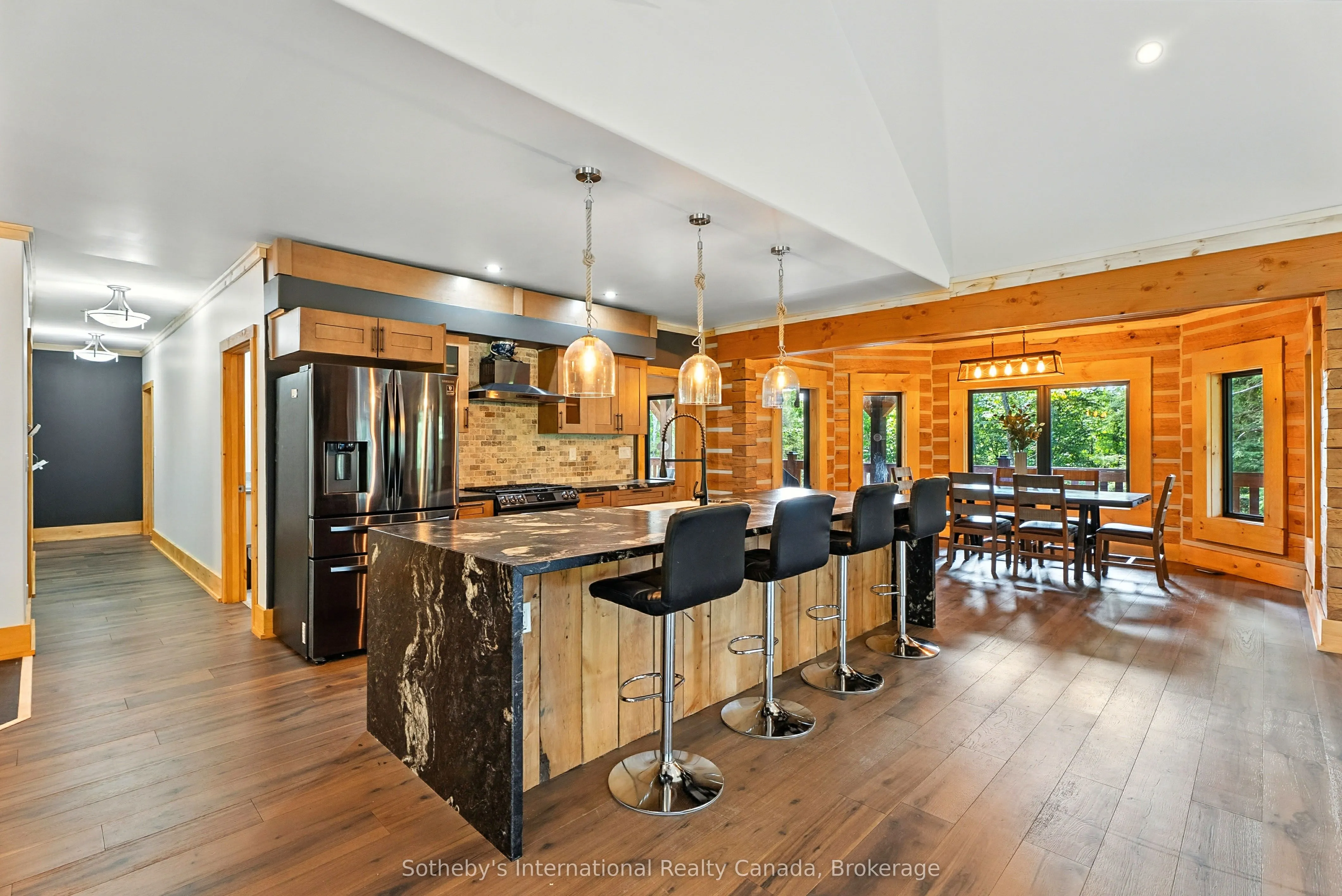 2749 Brunel Road S