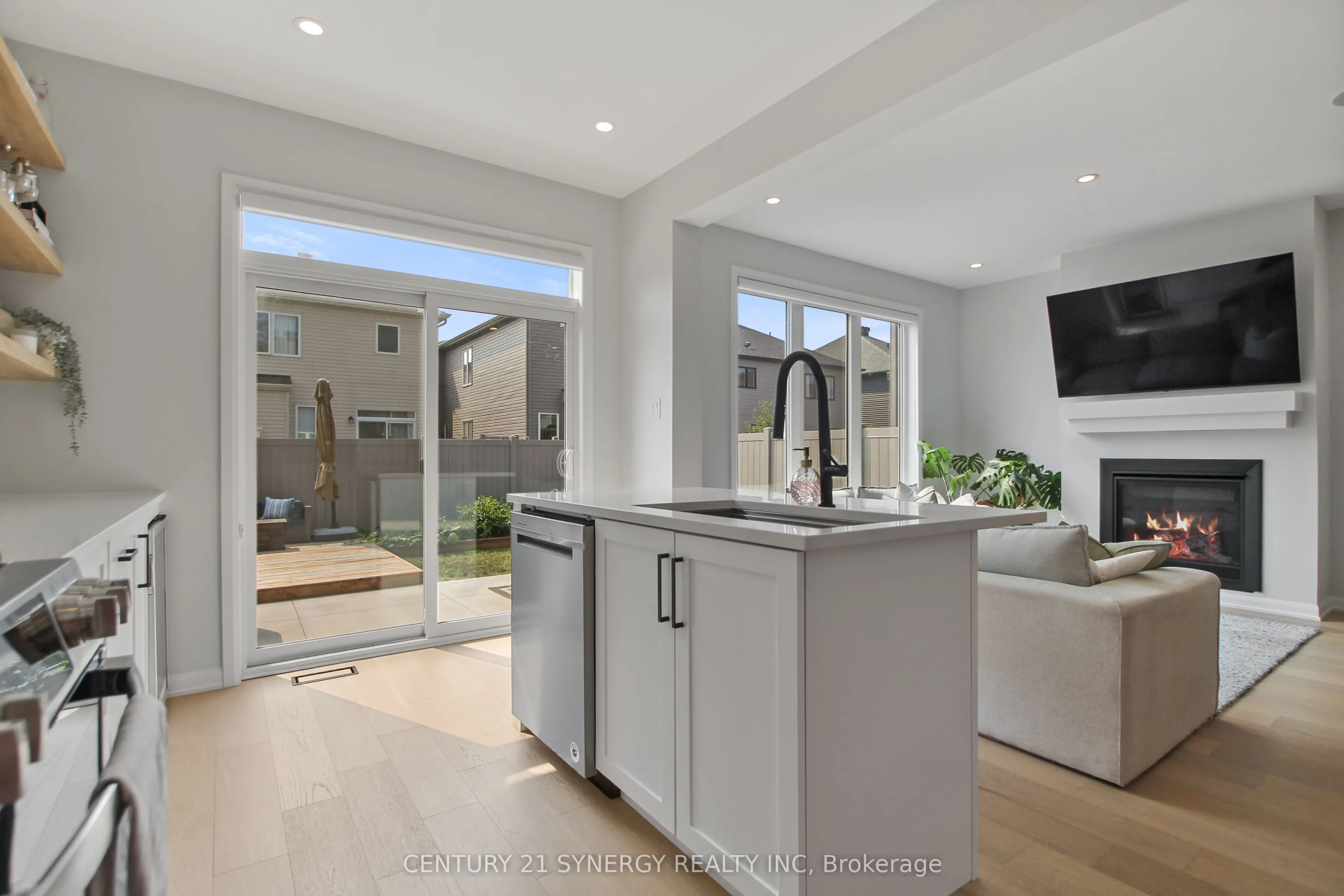 2104 Caltra Crescent