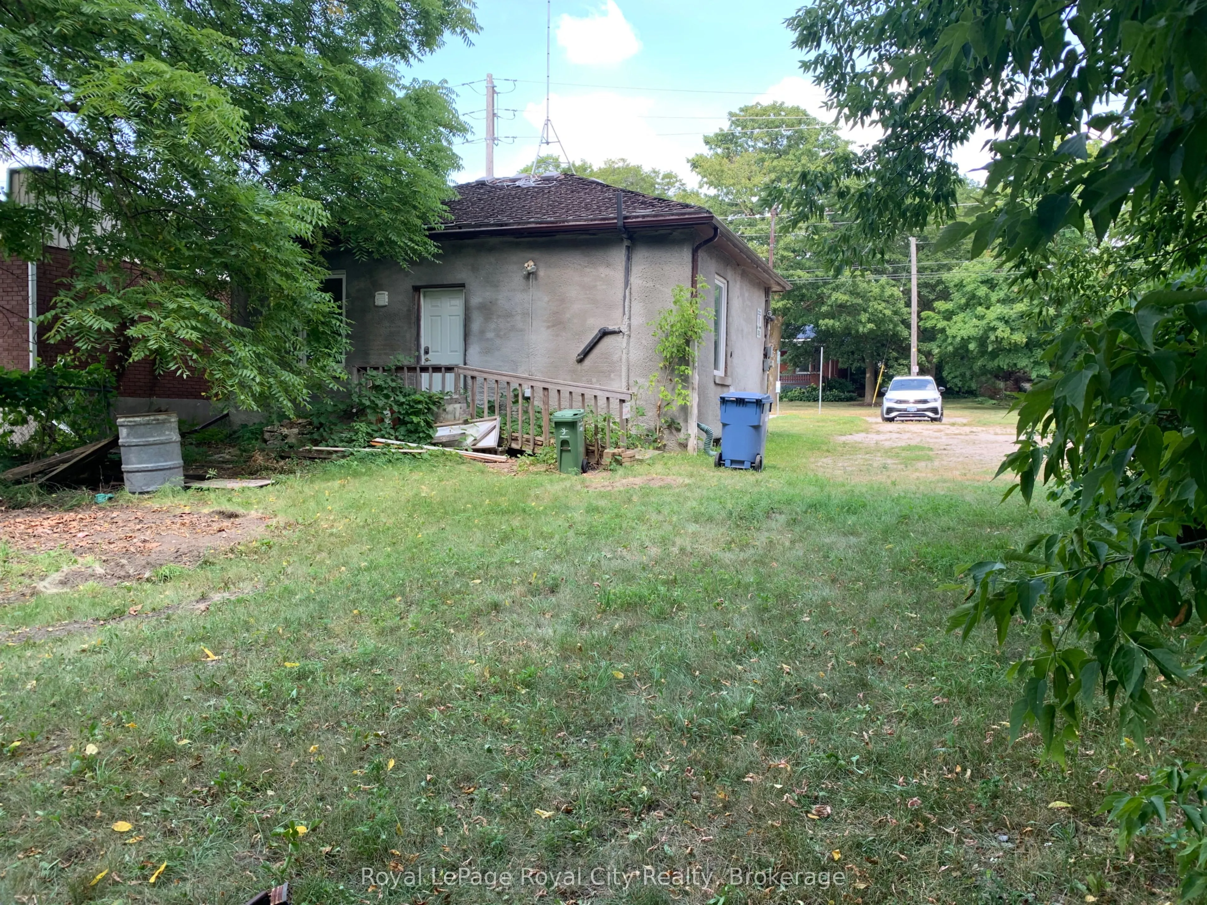 180 Waterloo Avenue