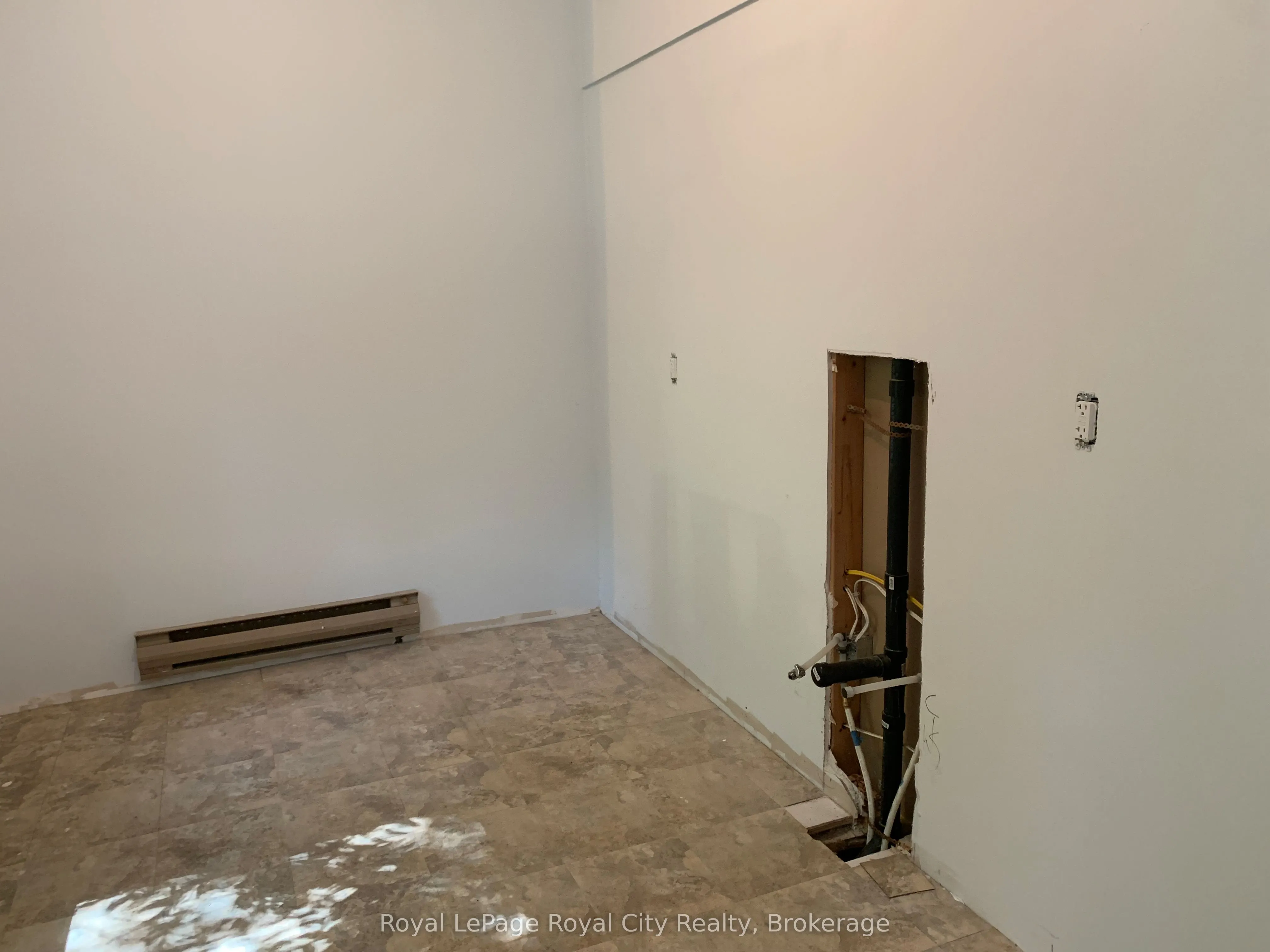 180 Waterloo Avenue