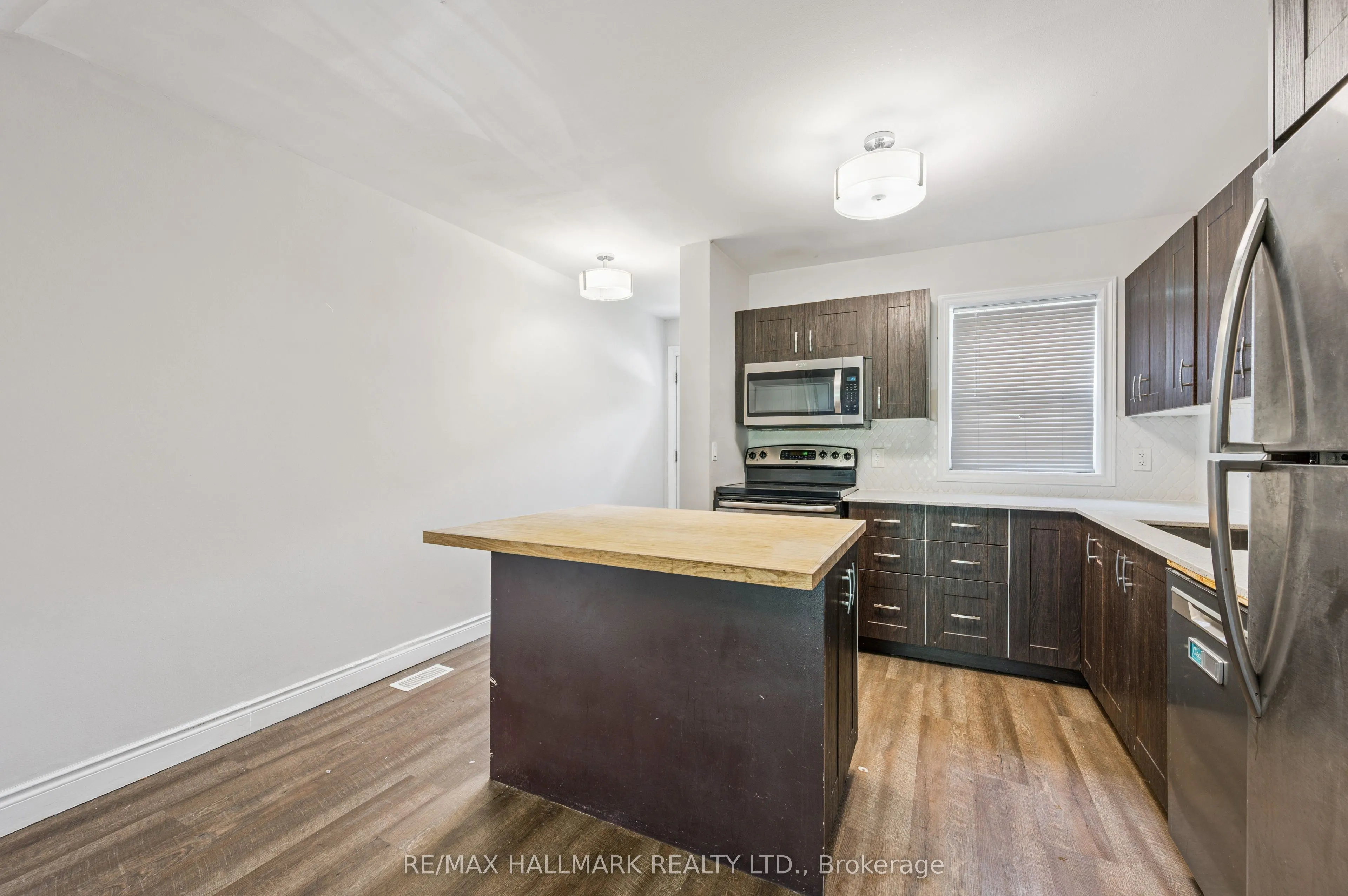 288 Westcourt Place, #25