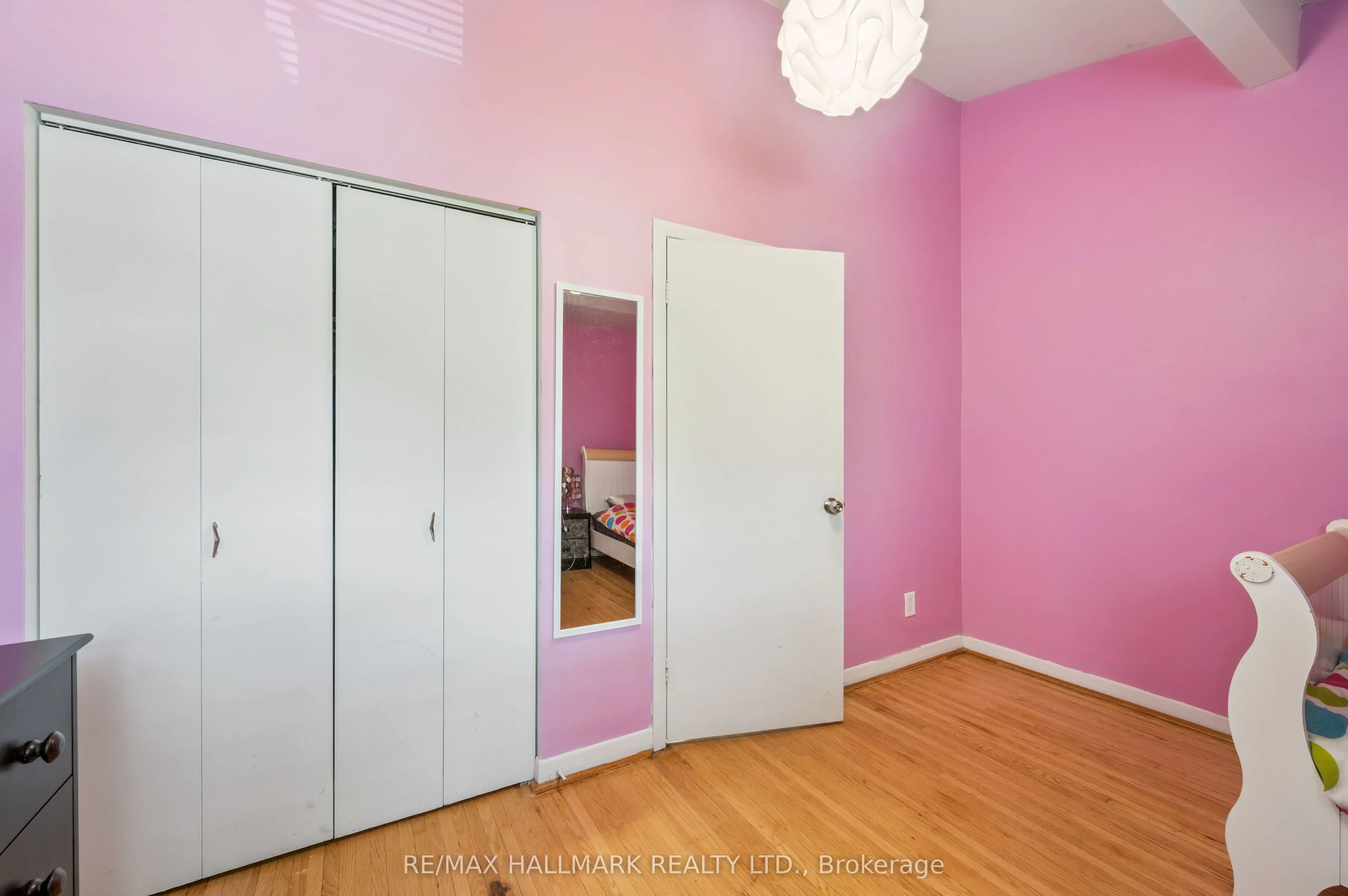 288 Westcourt Place, #25