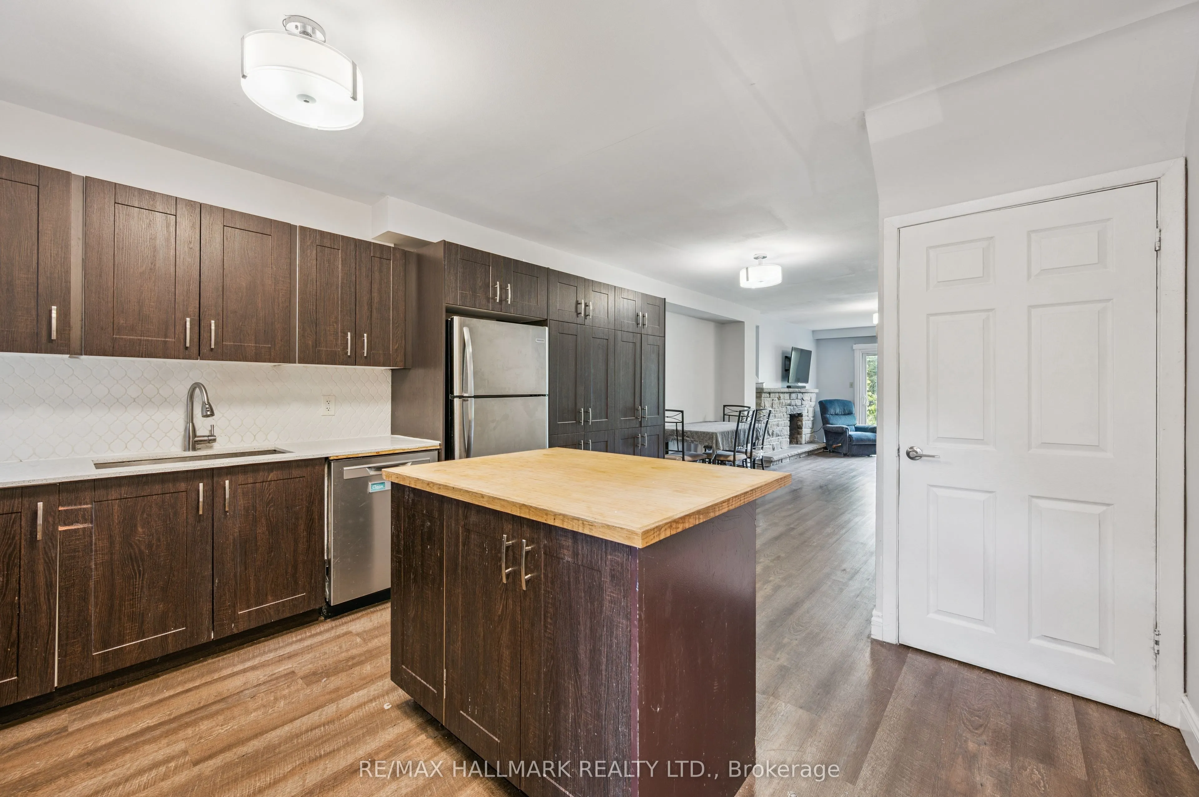 288 Westcourt Place, #25