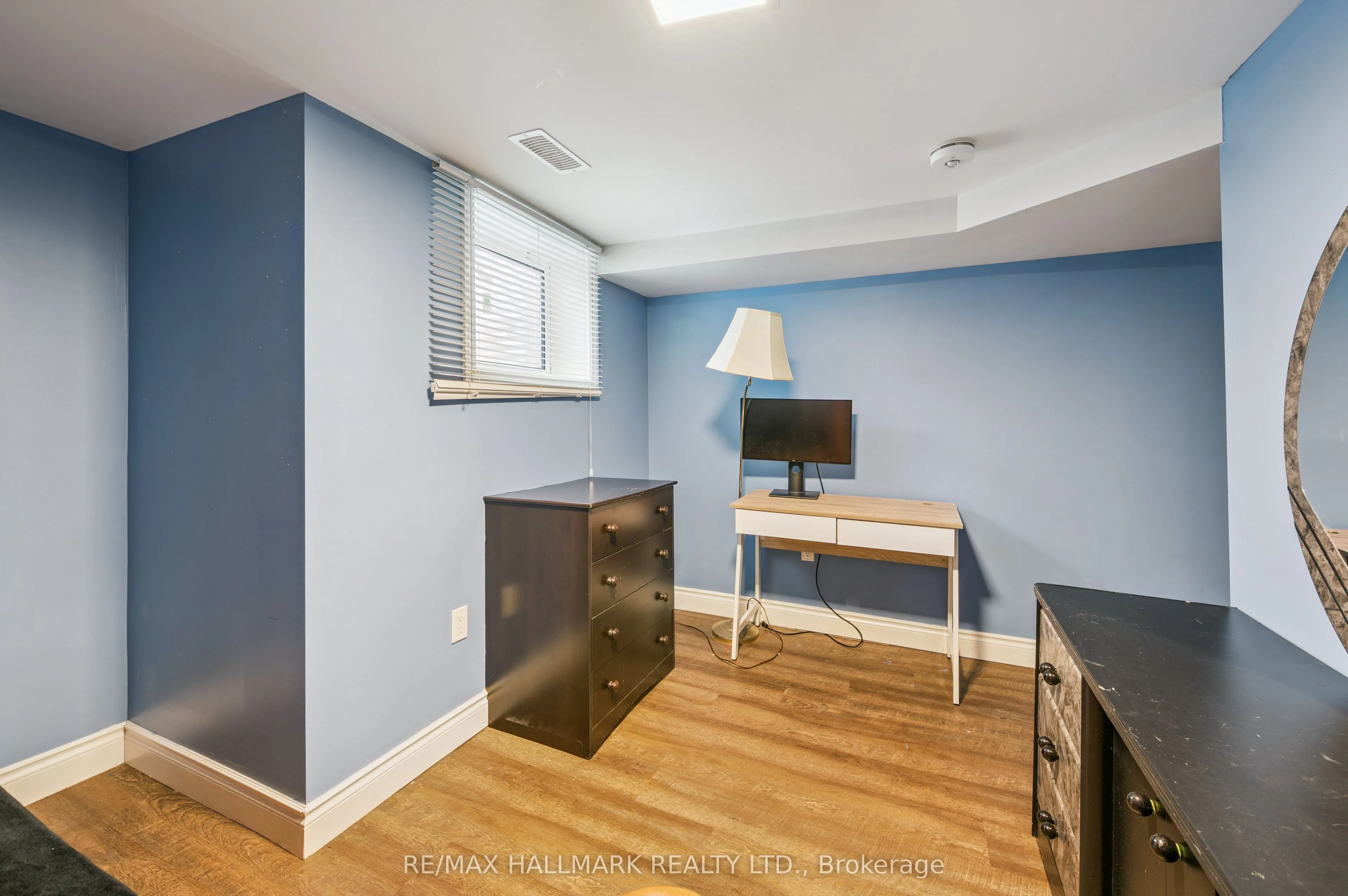 288 Westcourt Place, #25
