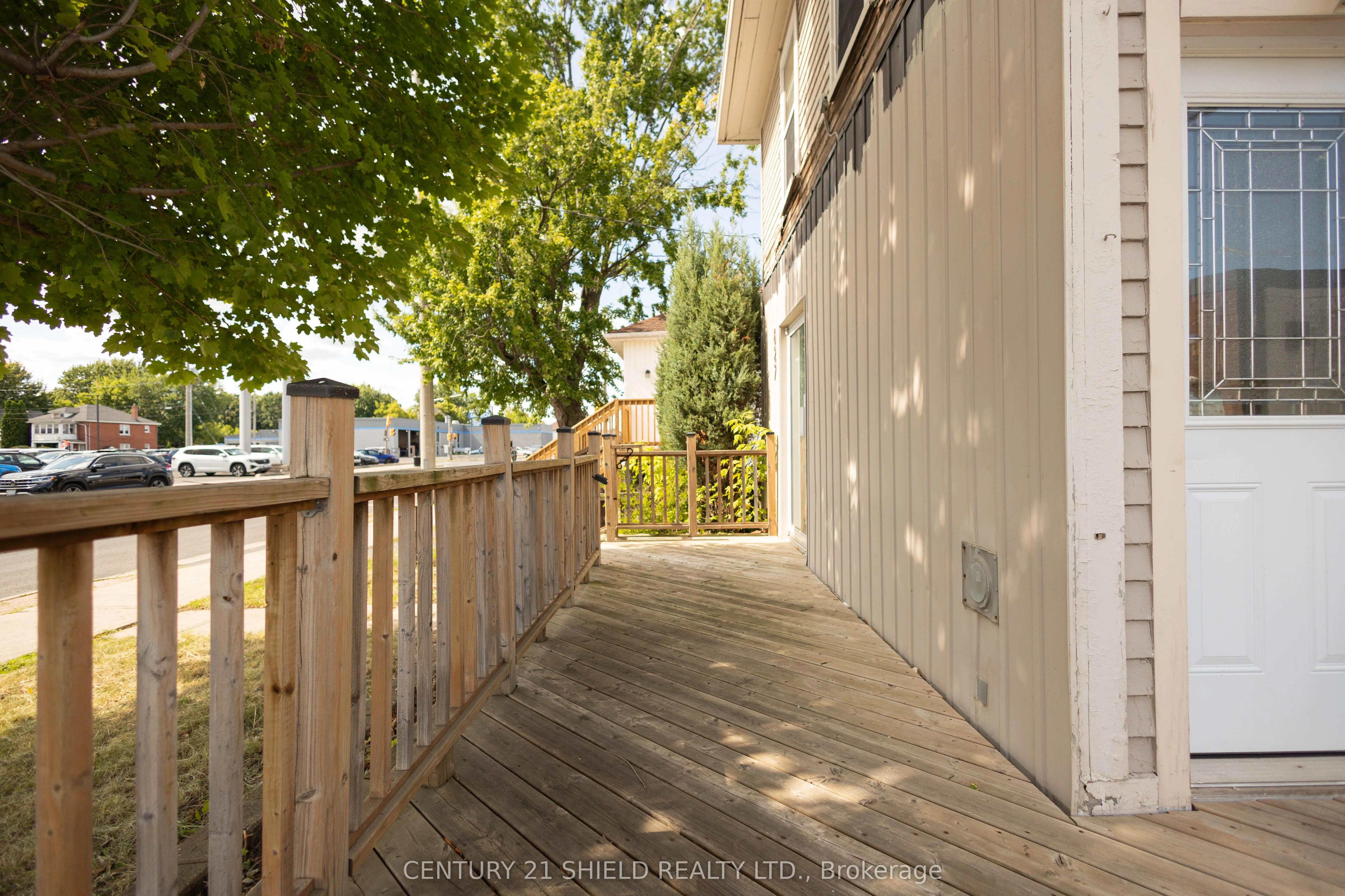627 Pitt Street