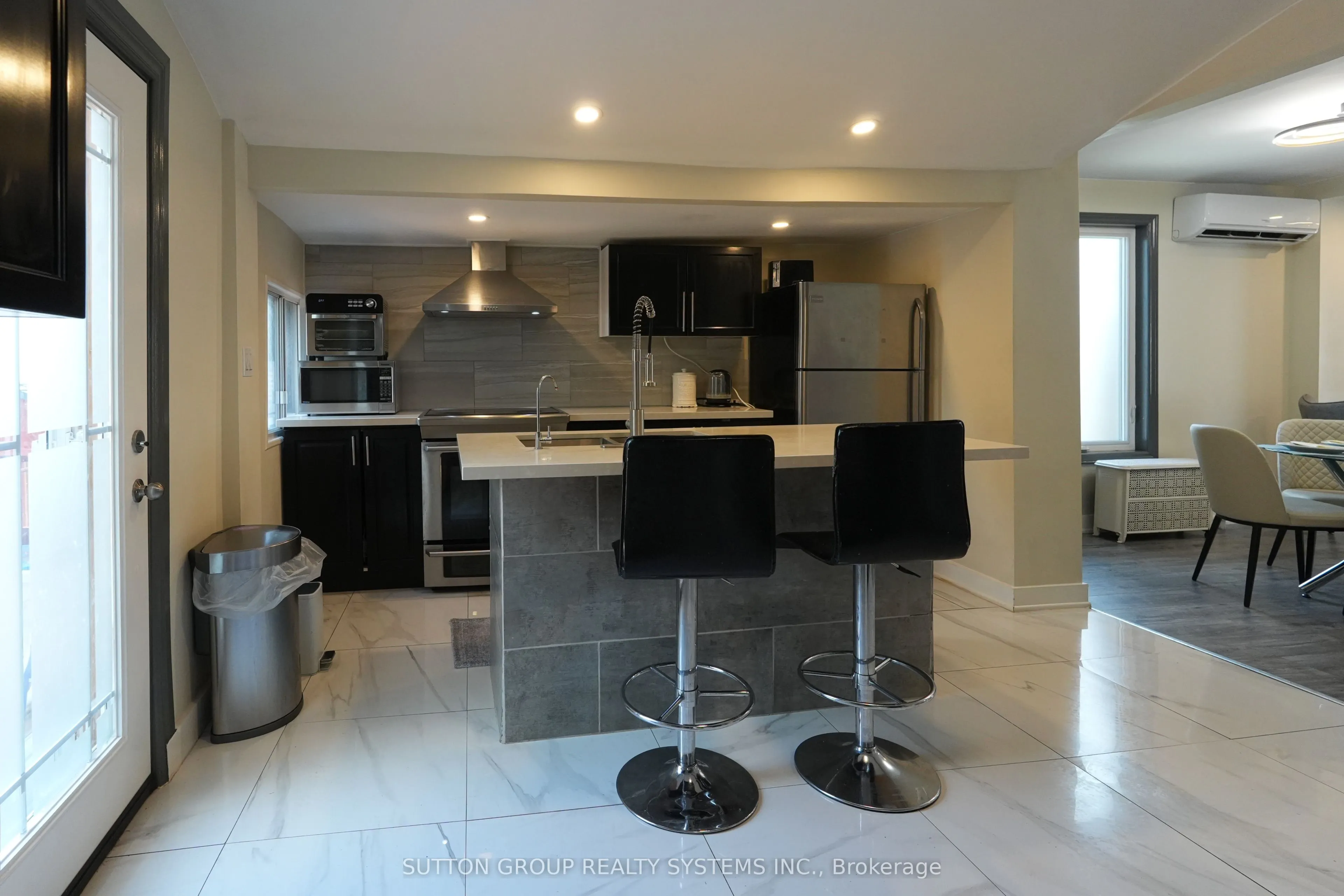 39 Norfolk Avenue