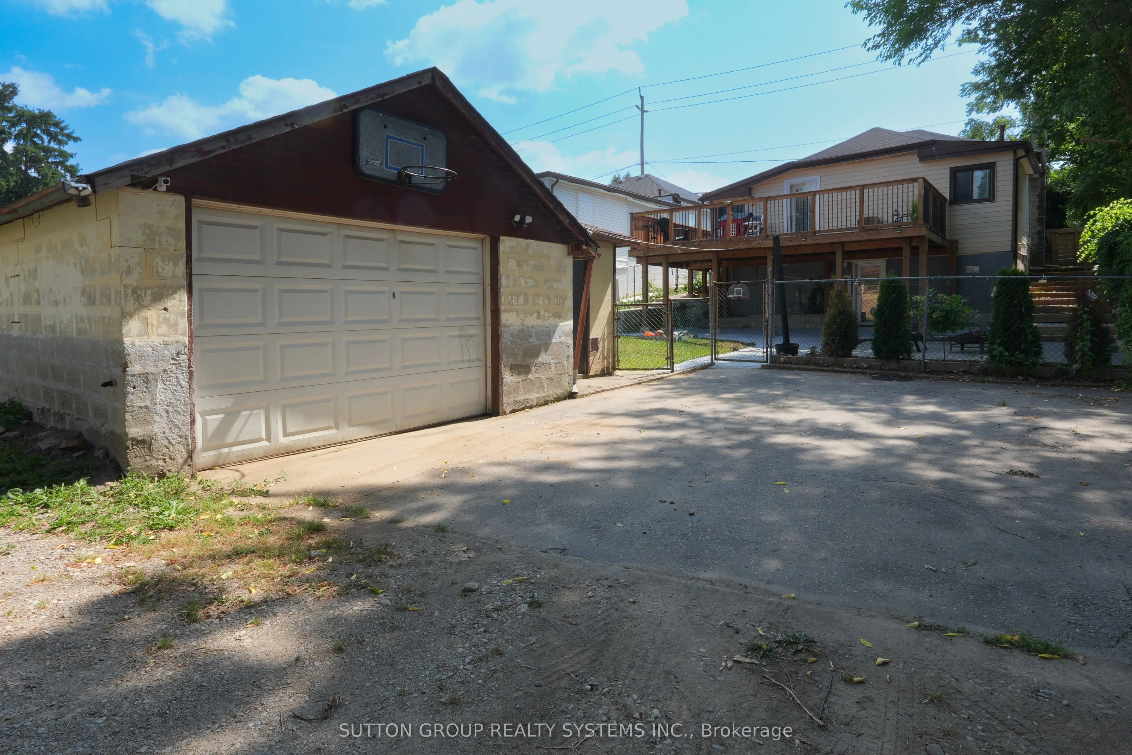 39 Norfolk Avenue