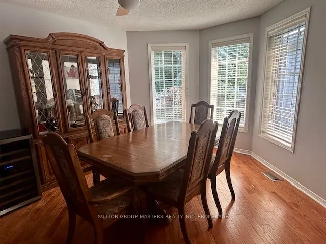 1393 Fisher Crescent