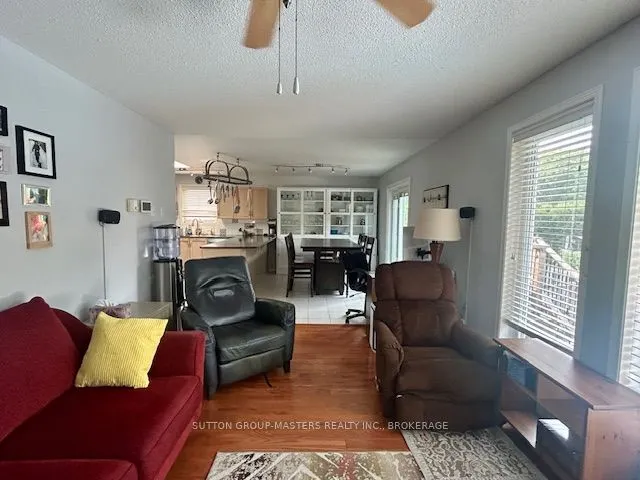 1393 Fisher Crescent