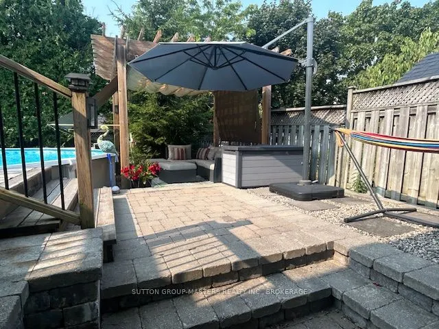 1393 Fisher Crescent