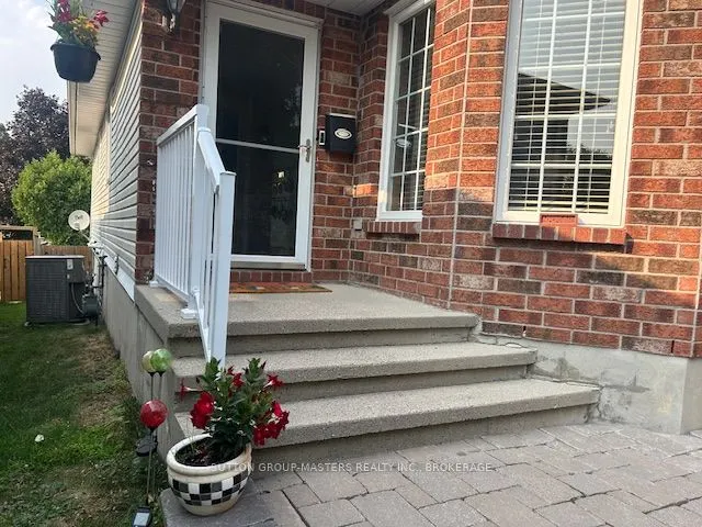 1393 Fisher Crescent