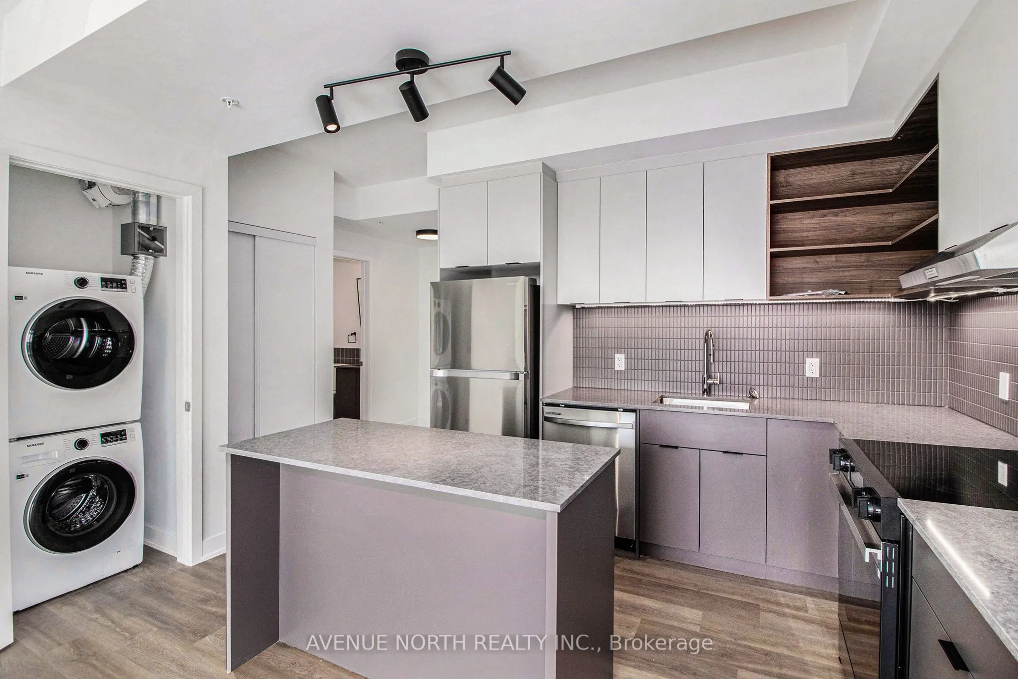 280 Montgomery Street, #505