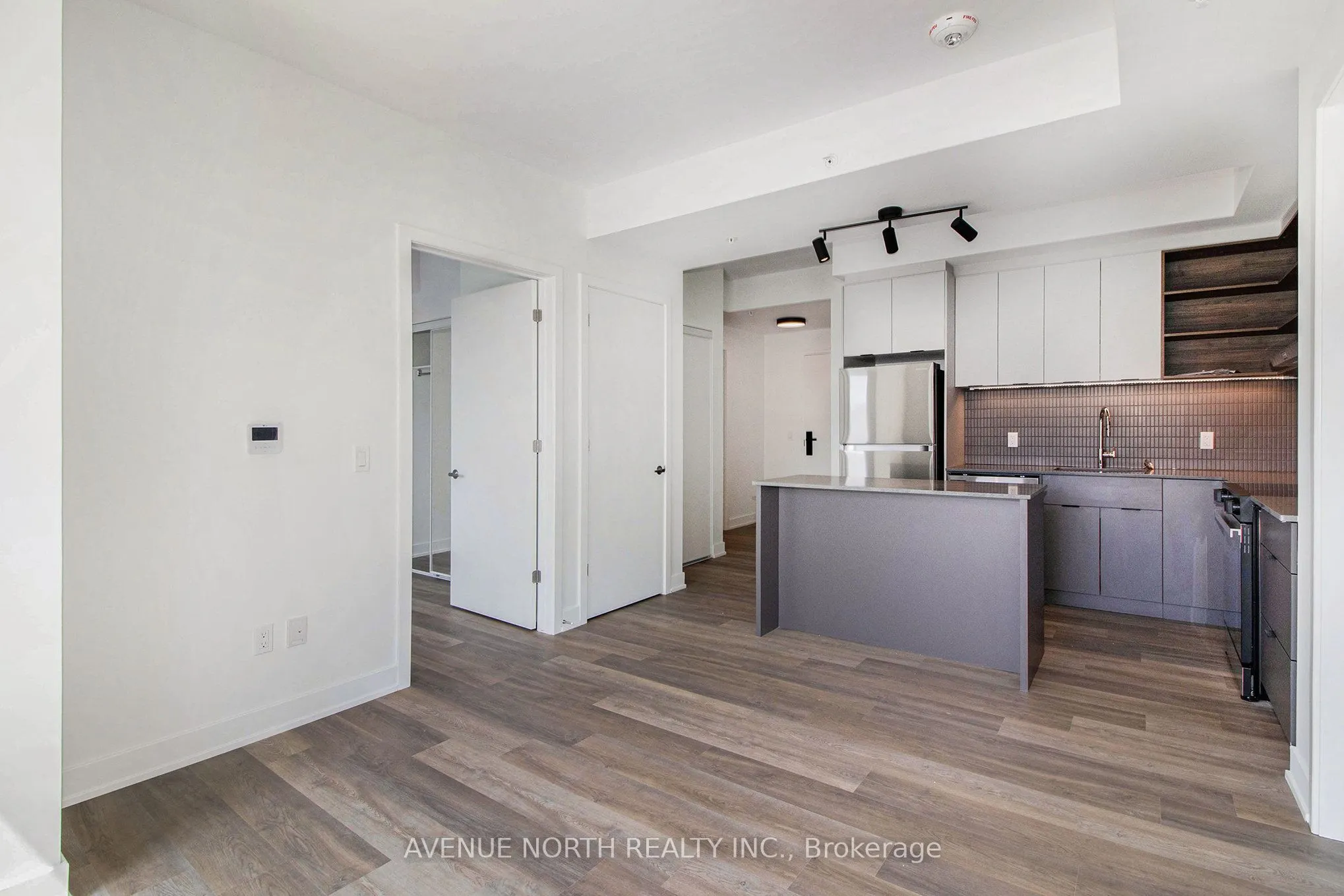 280 Montgomery Street, #505