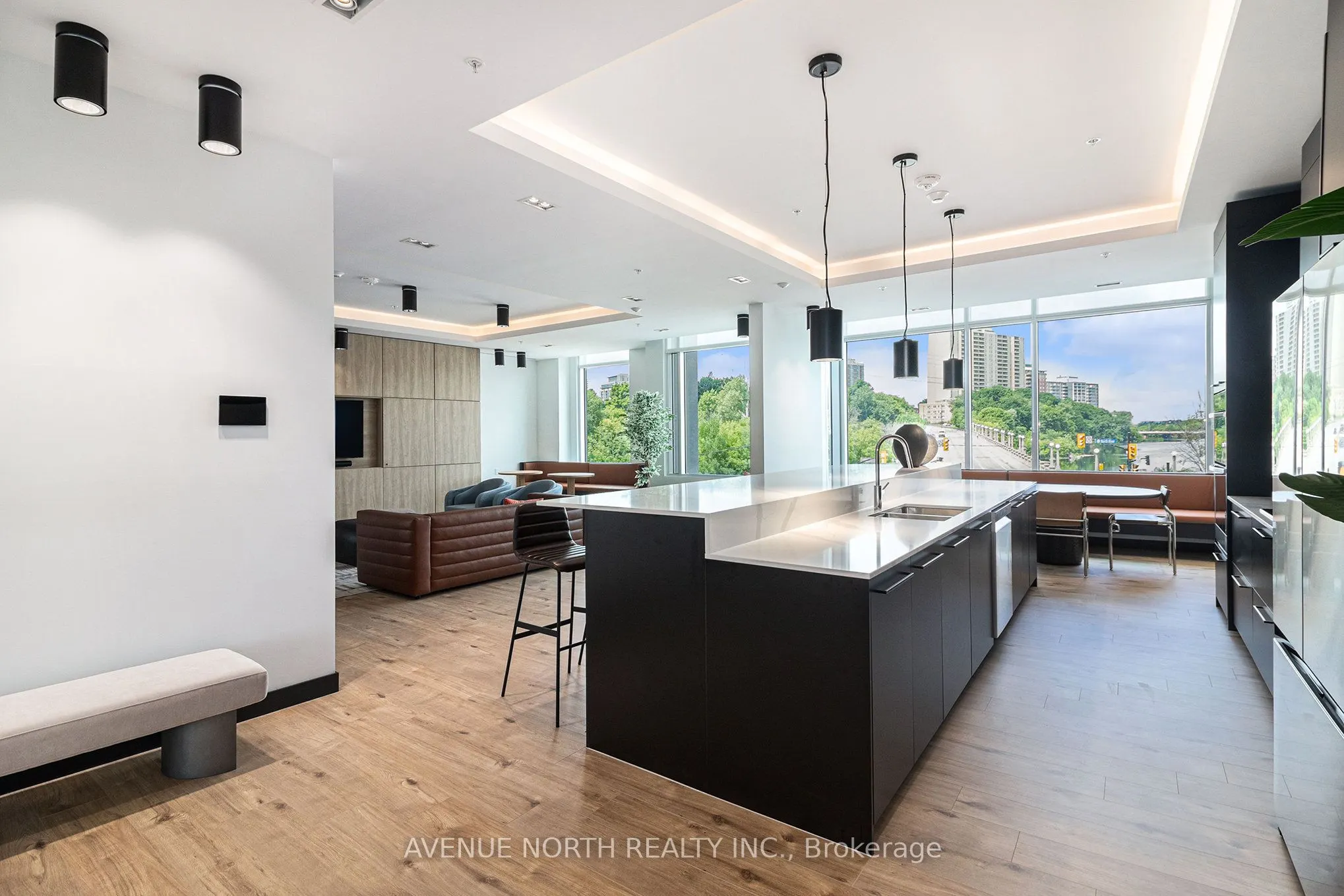 280 Montgomery Street, #505
