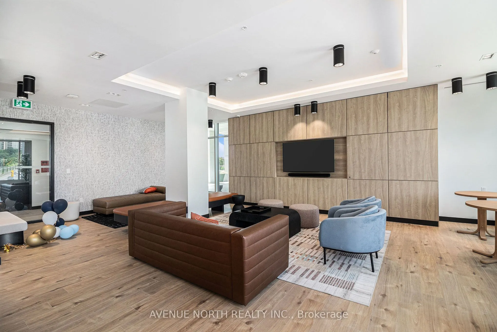 280 Montgomery Street, #505