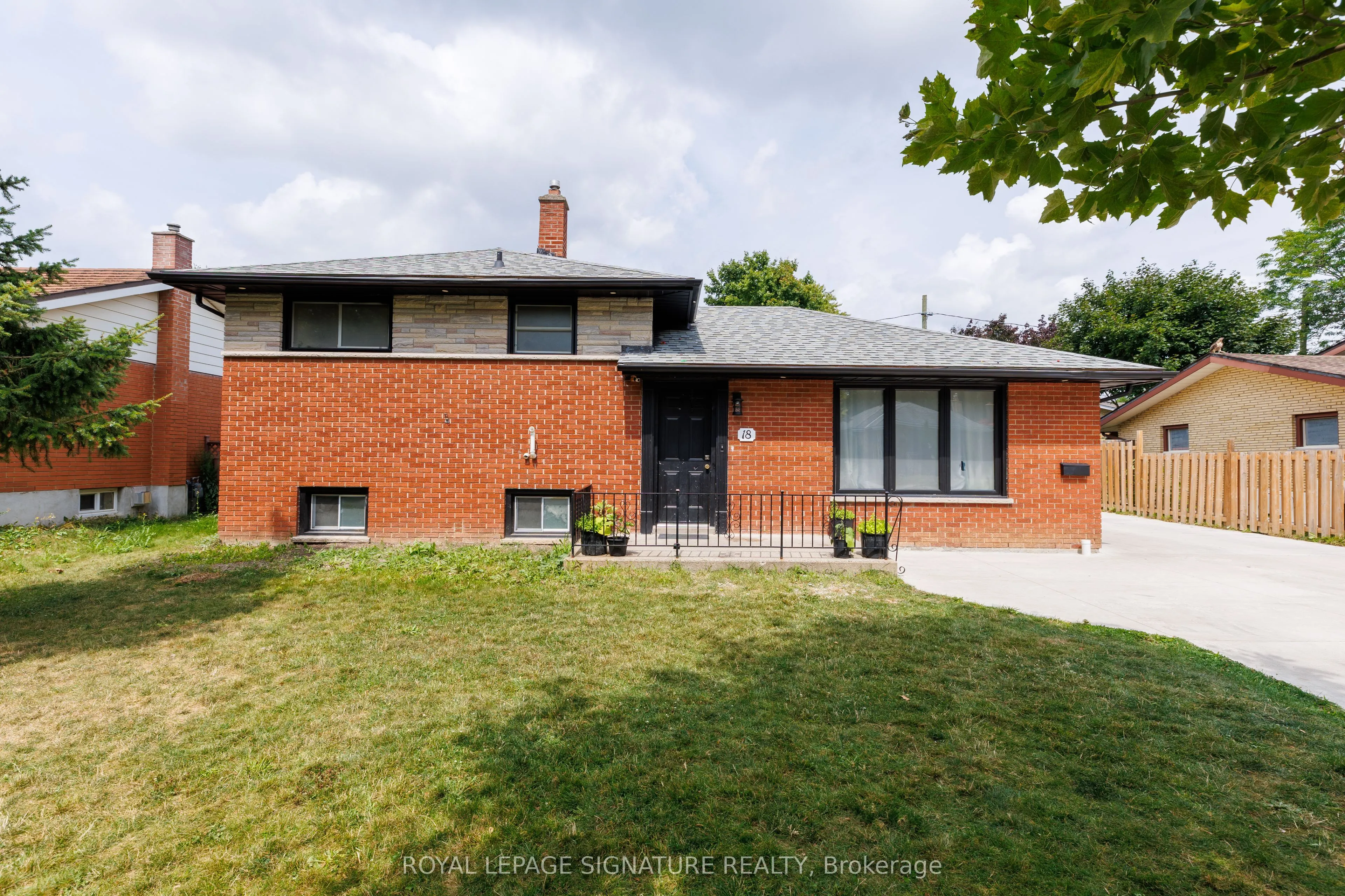 18 Silverdale Crescent