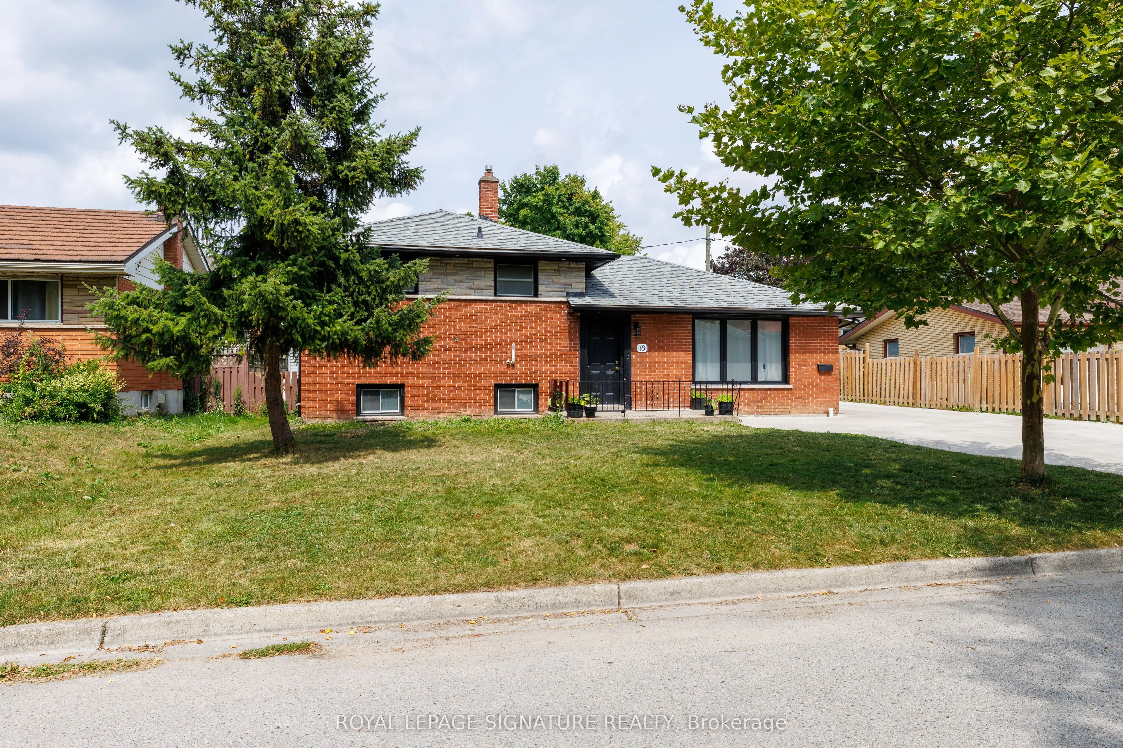 18 Silverdale Crescent