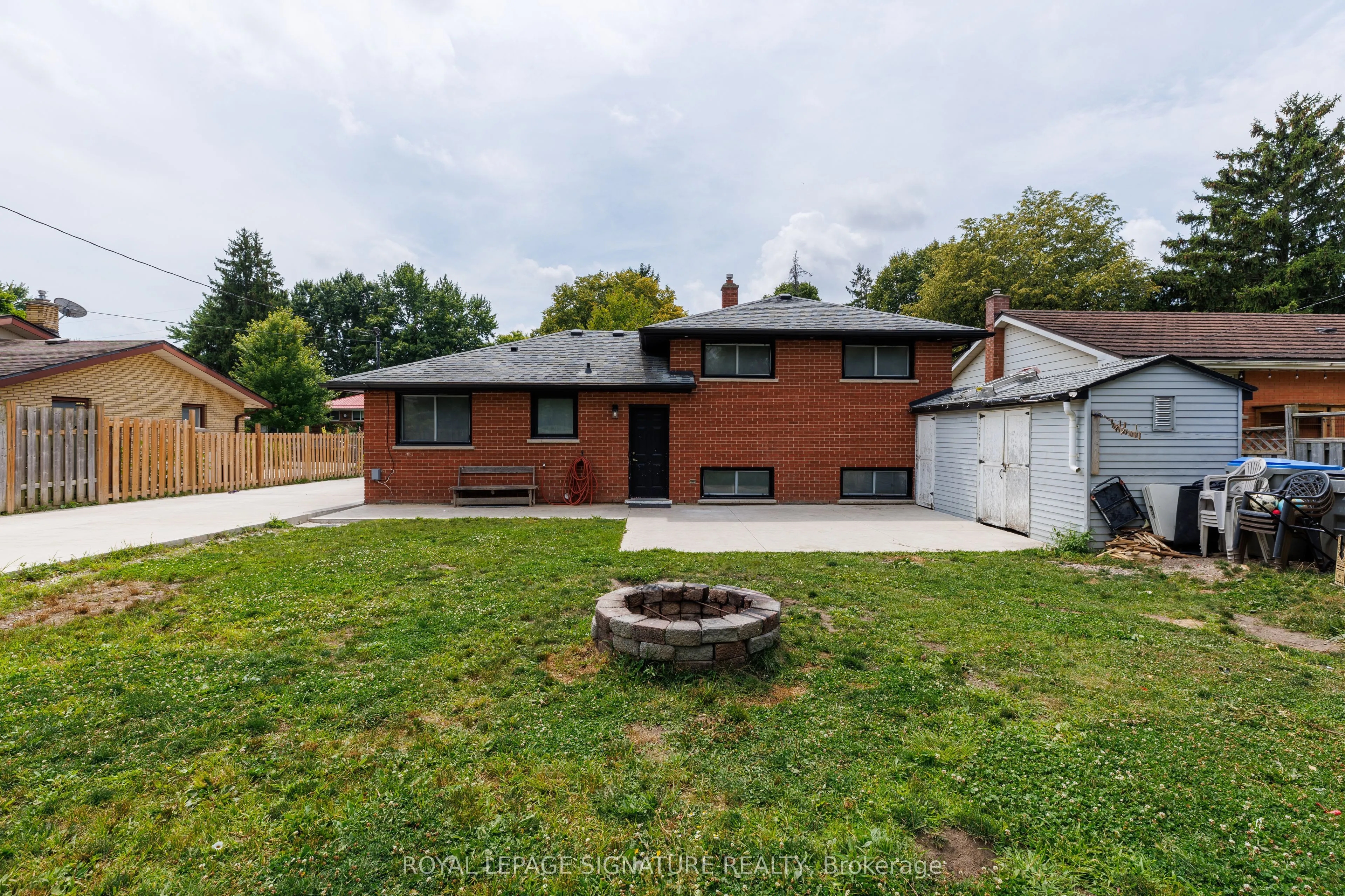 18 Silverdale Crescent
