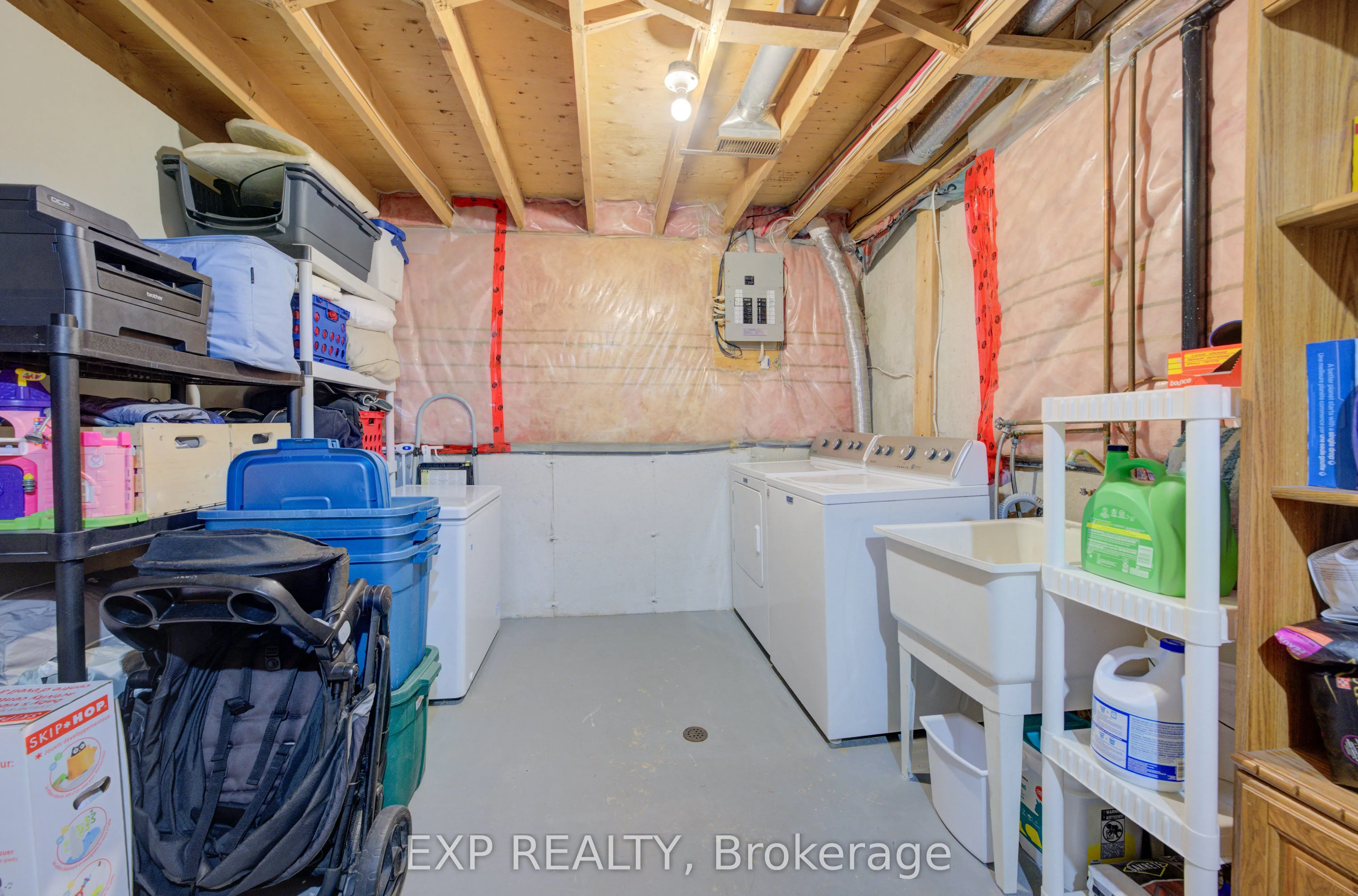 4 Troy Crescent