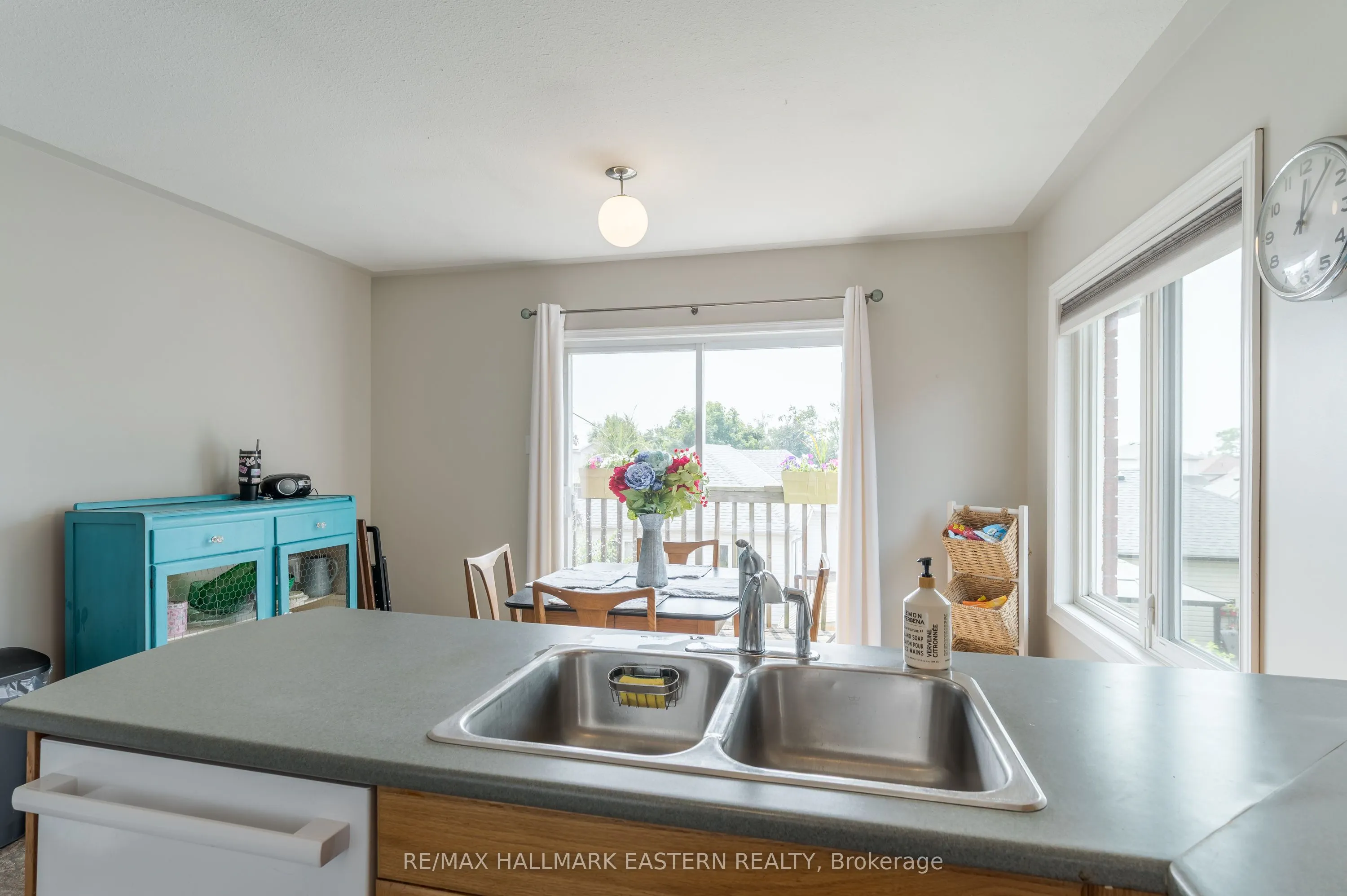 661 Trailview Drive