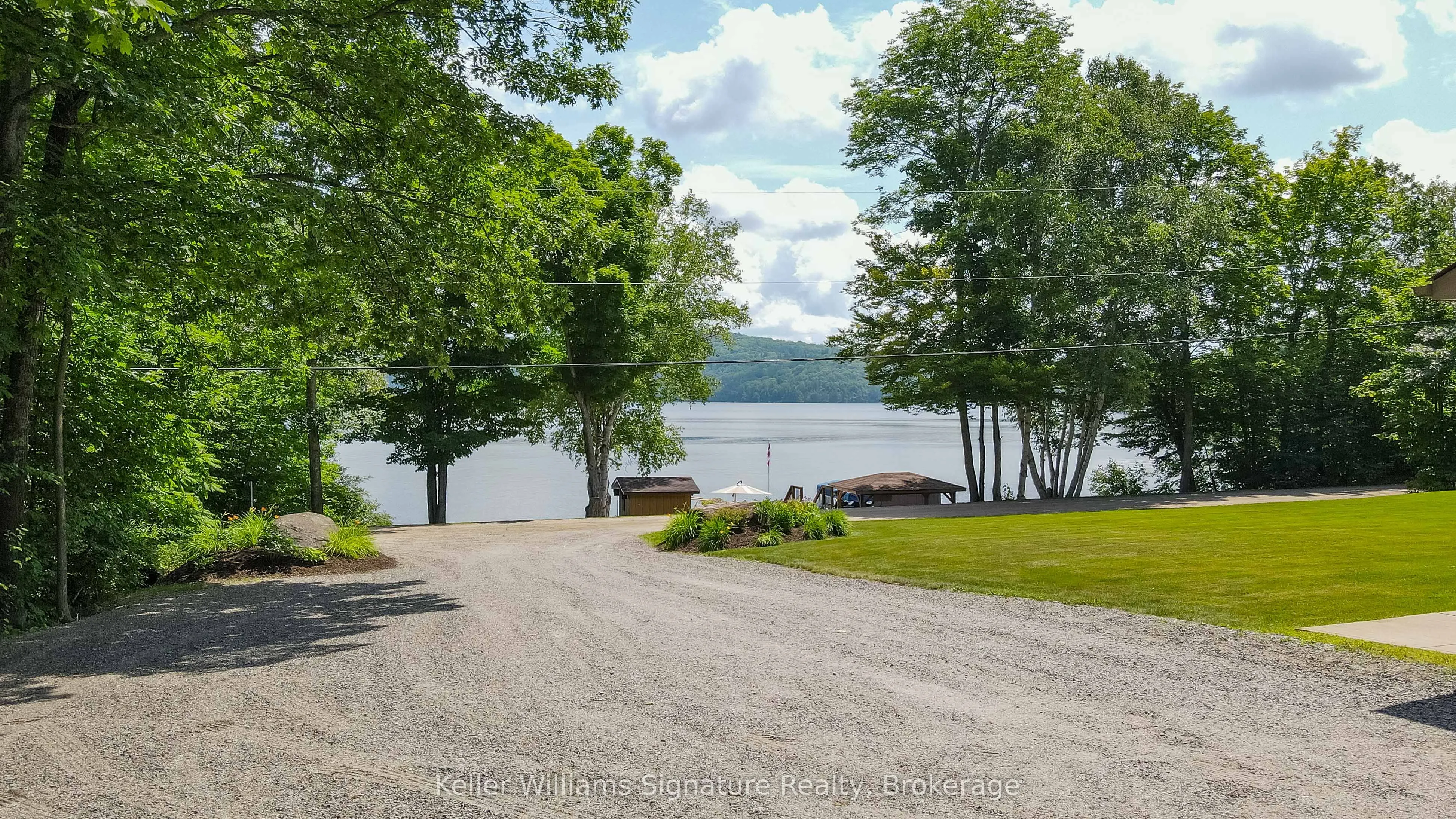 165 LAKESHORE Drive