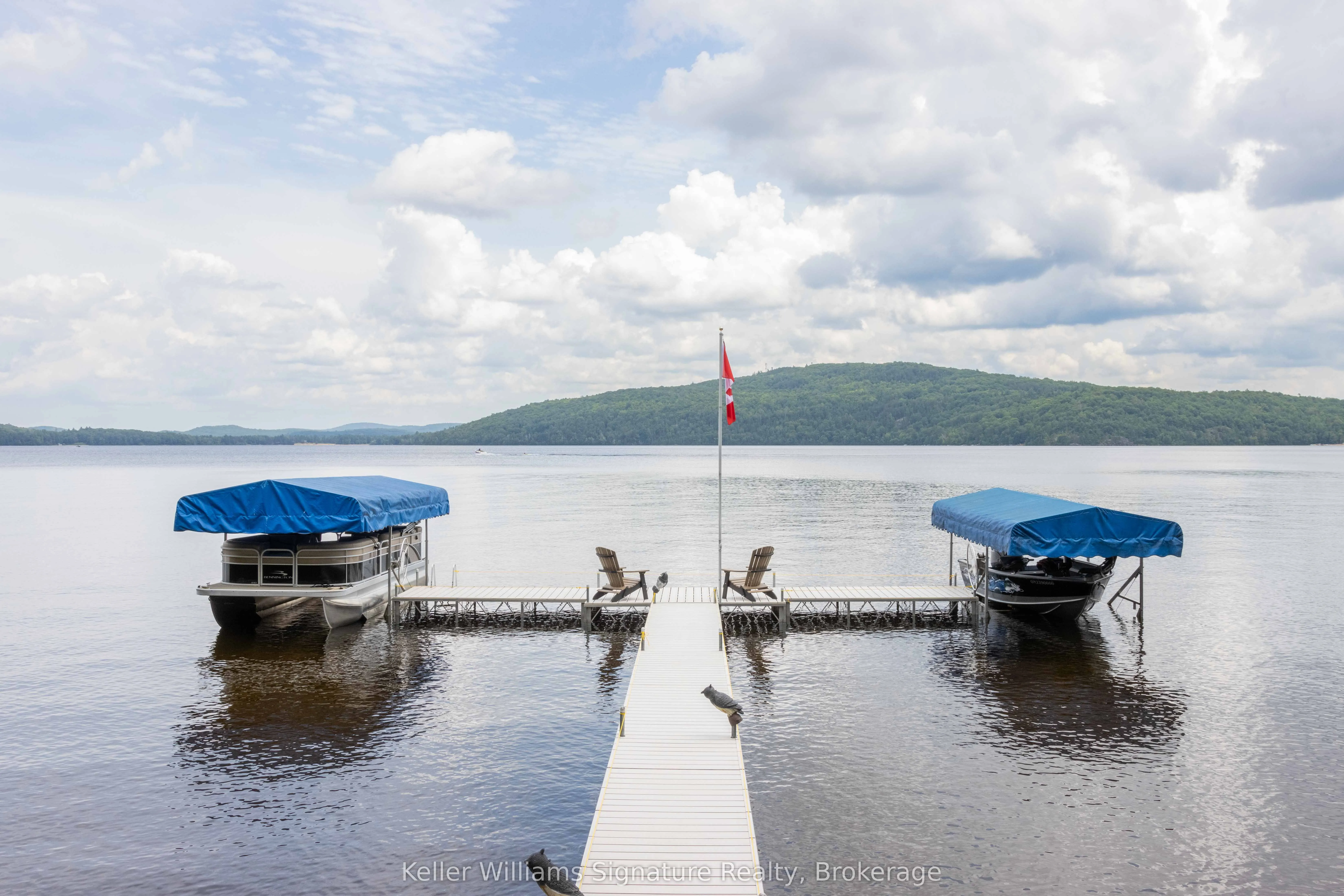 165 LAKESHORE Drive