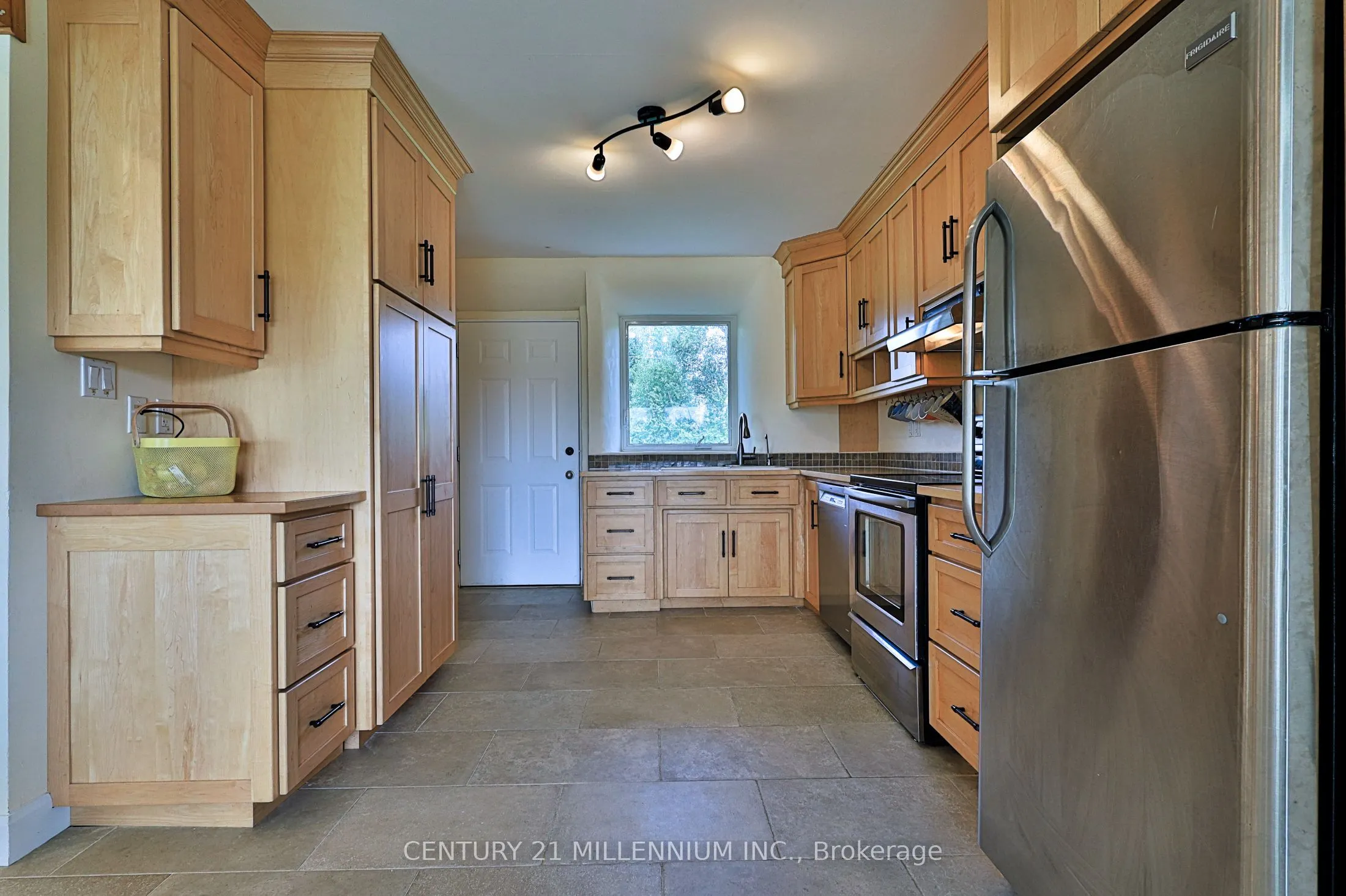 322066 Concession Road 6-7