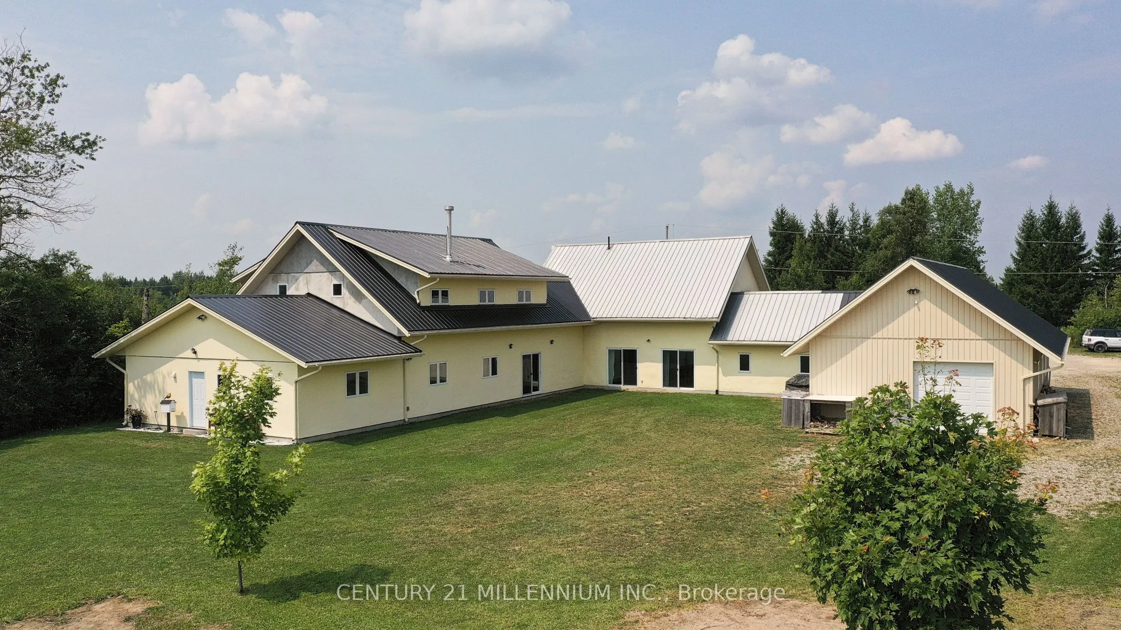 322066 Concession Road 6-7