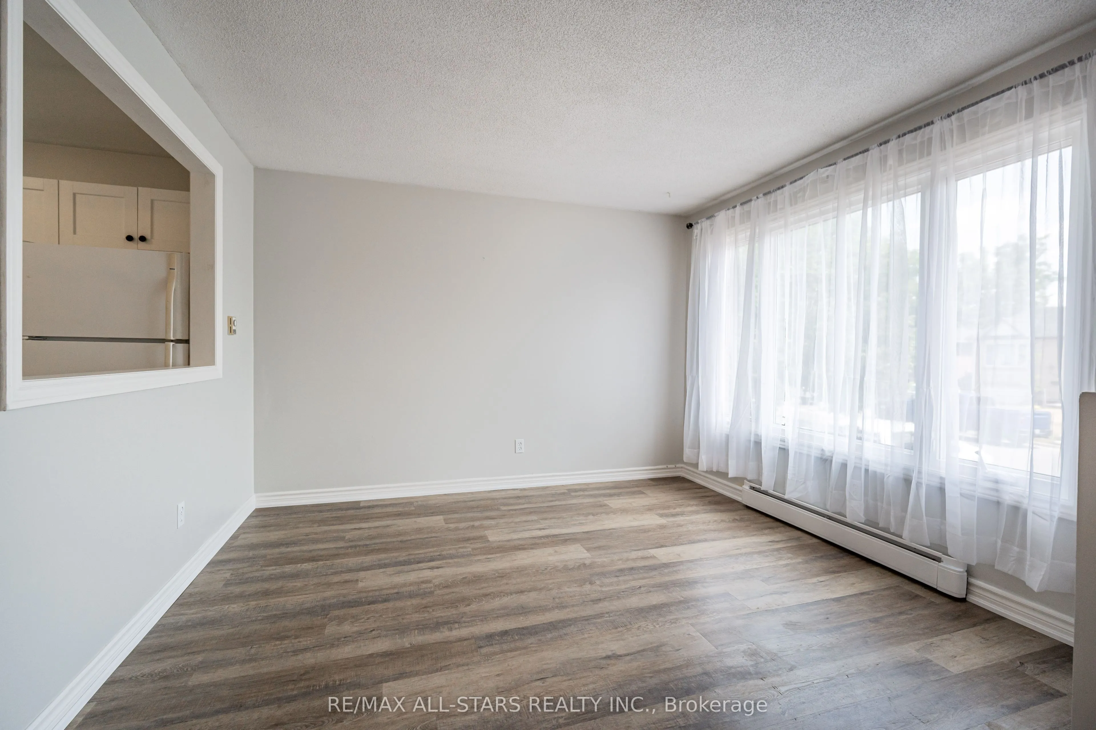 755 Mountain Ash Road