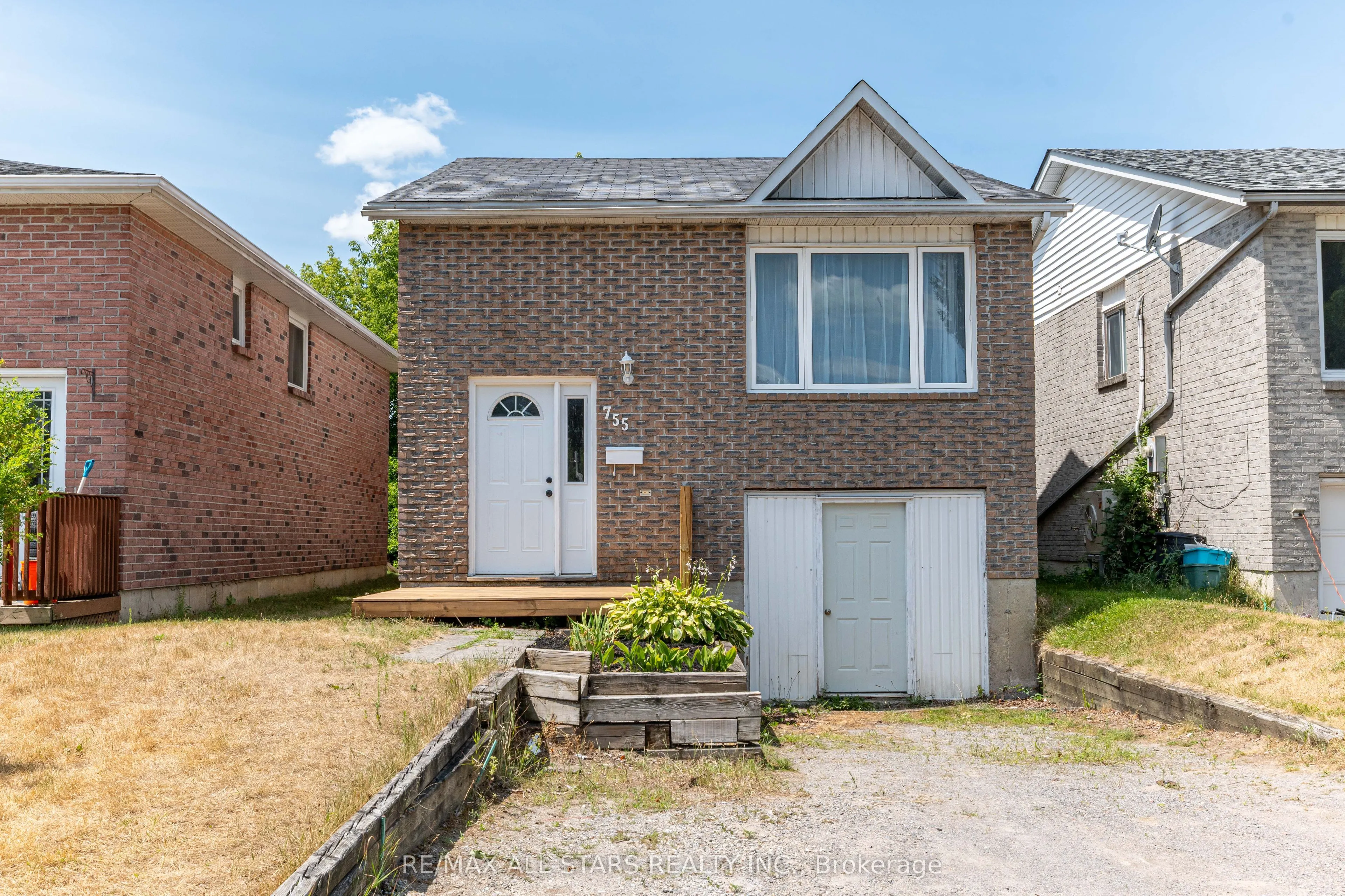755 Mountain Ash Road