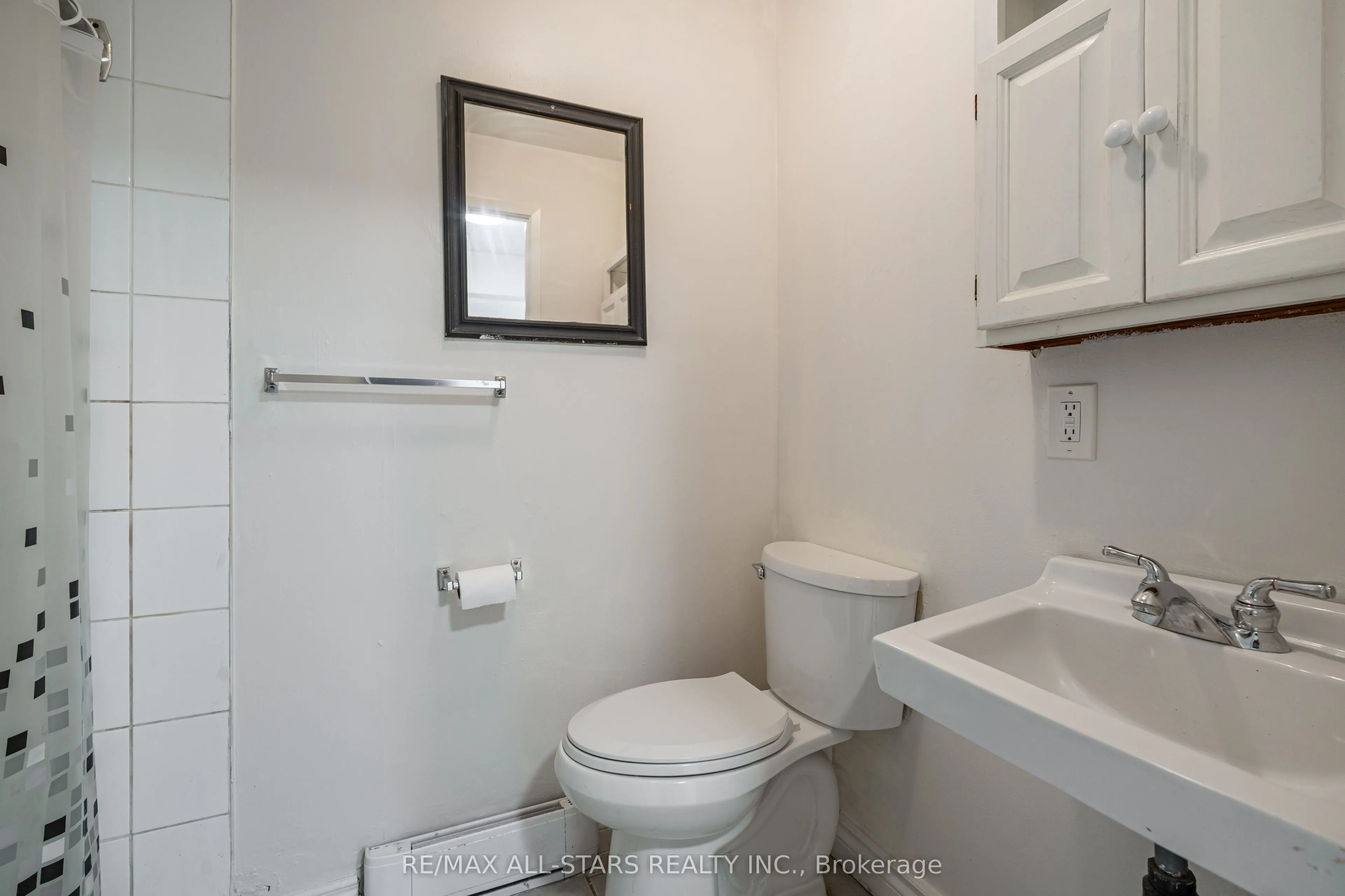 755 Mountain Ash Road