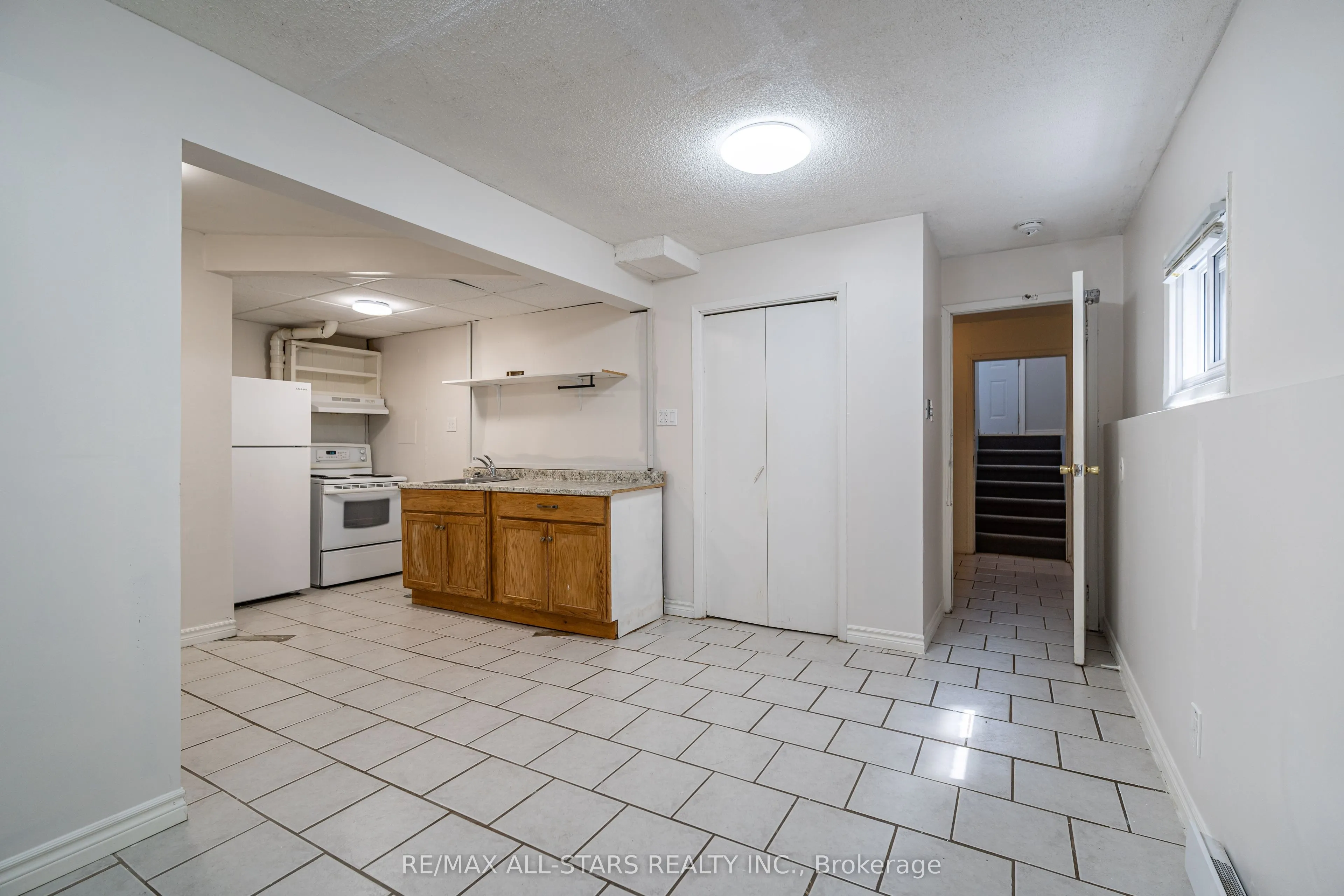 755 Mountain Ash Road
