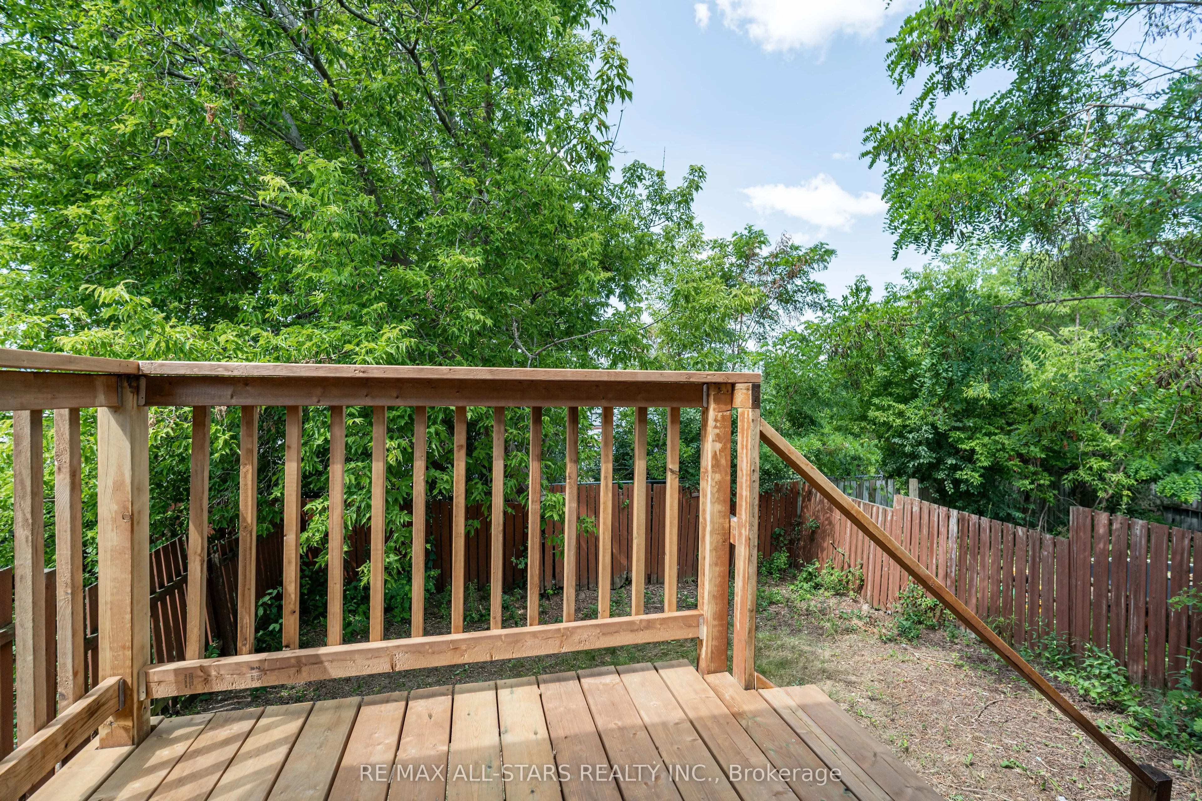 755 Mountain Ash Road