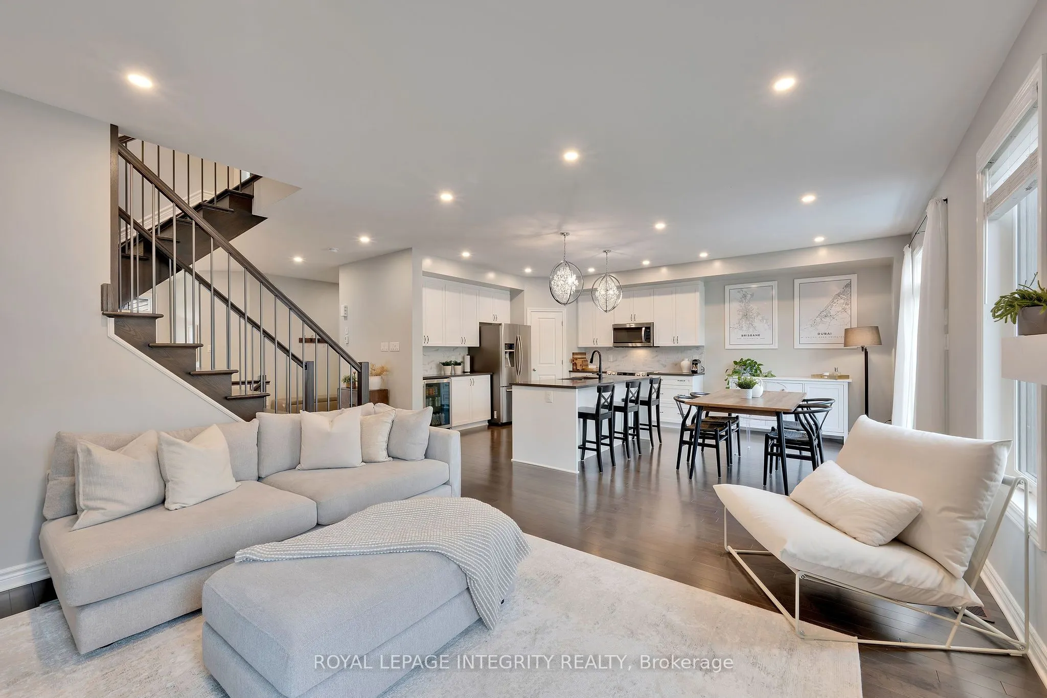 689 Parade Drive