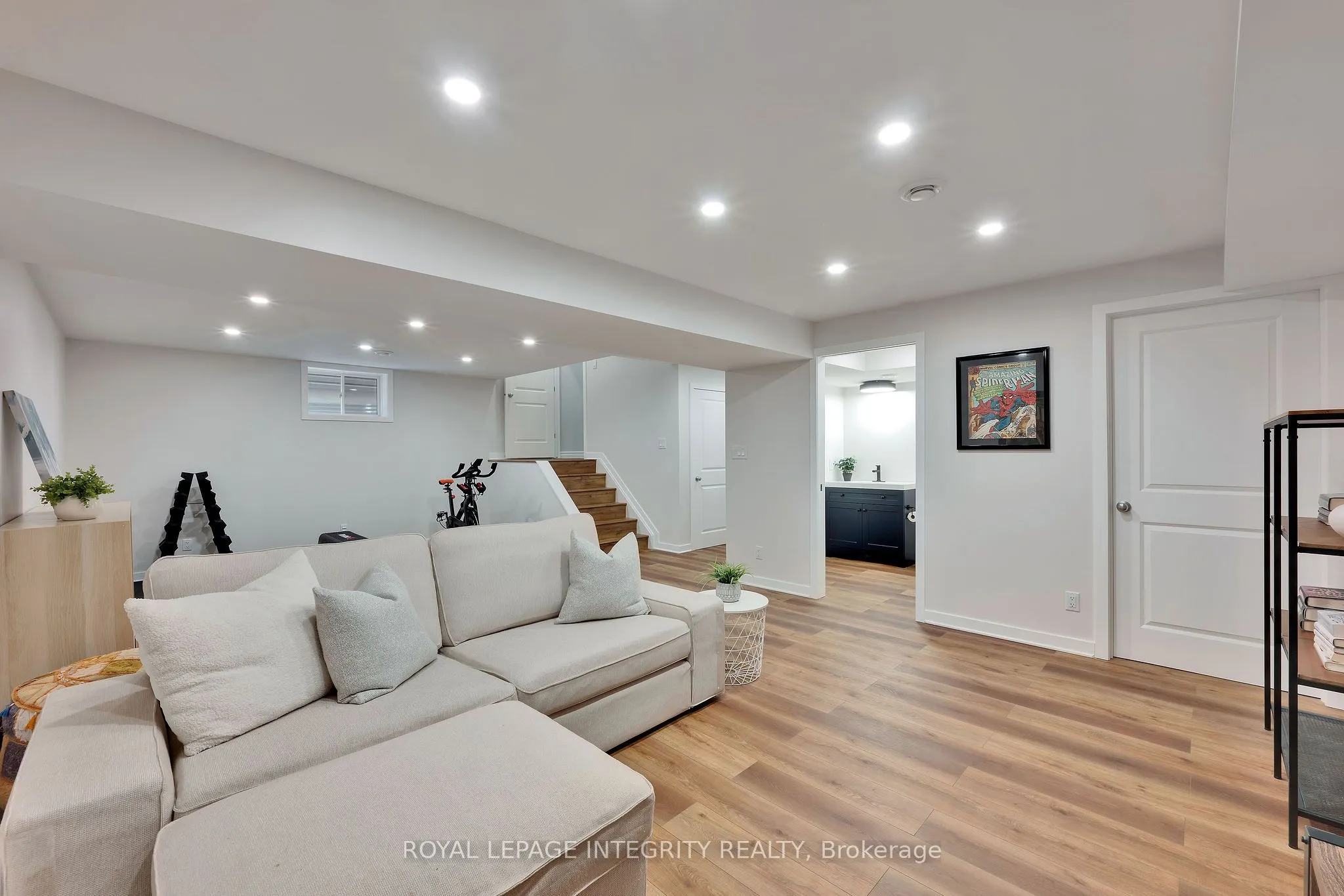 689 Parade Drive