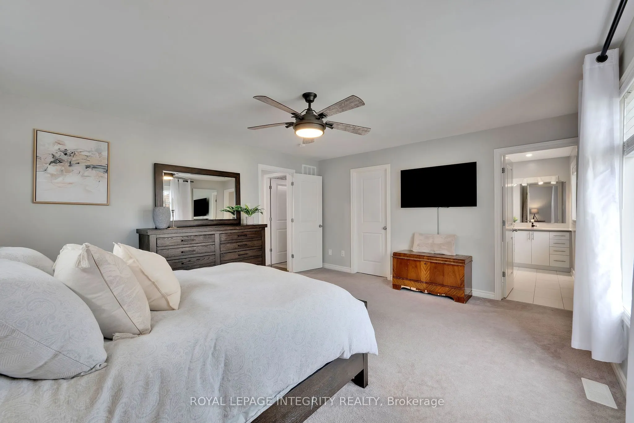 689 Parade Drive