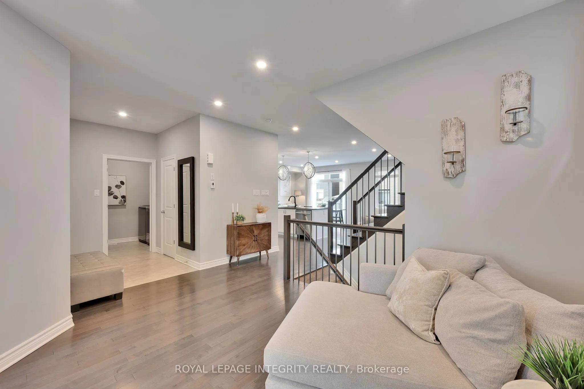 689 Parade Drive