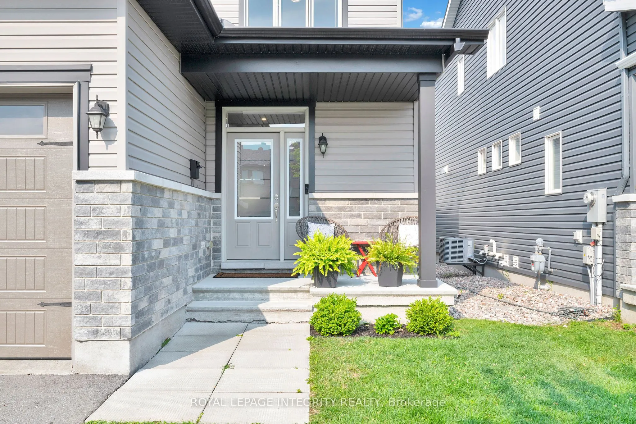 689 Parade Drive