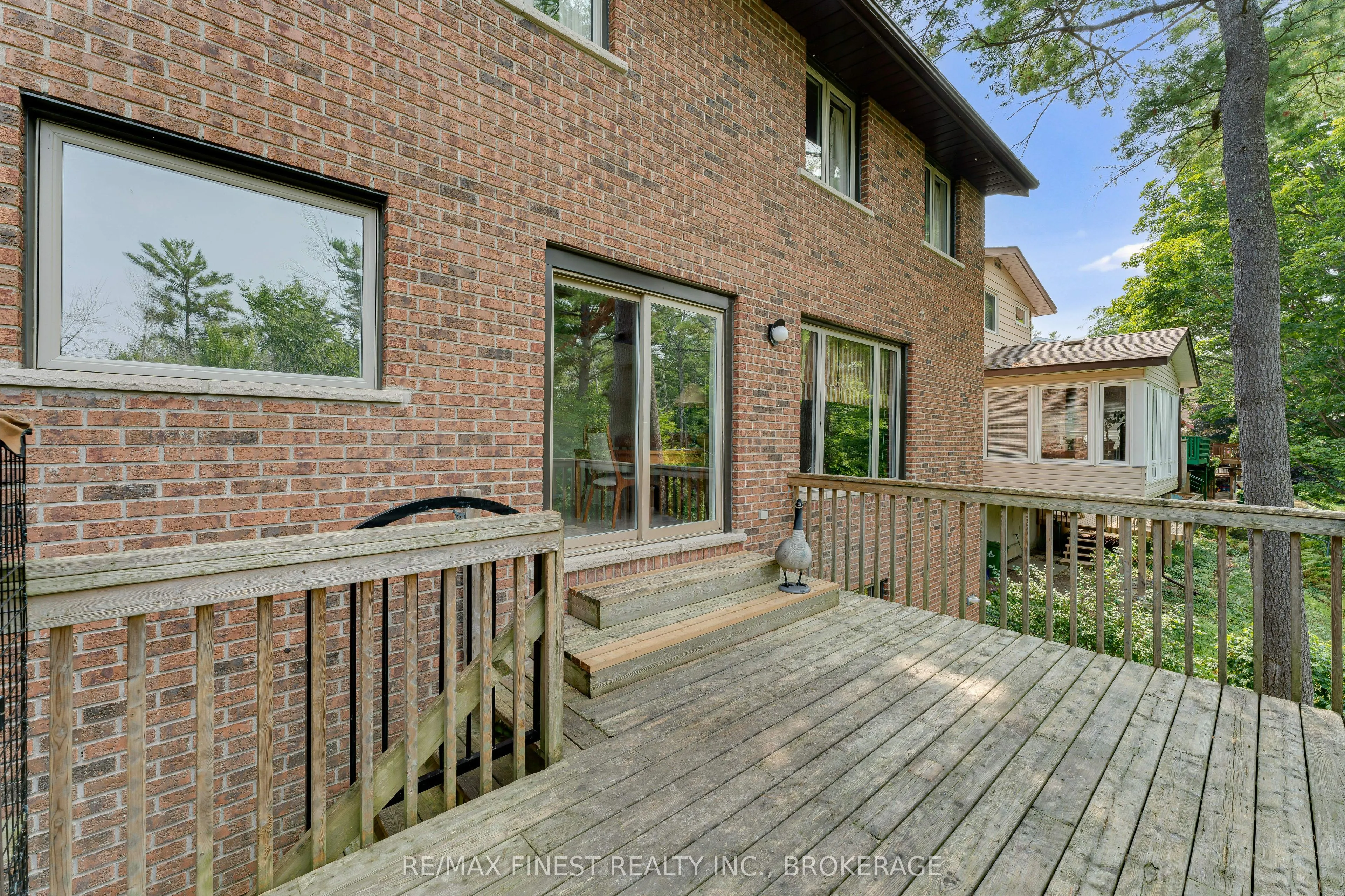 871 Safari Drive