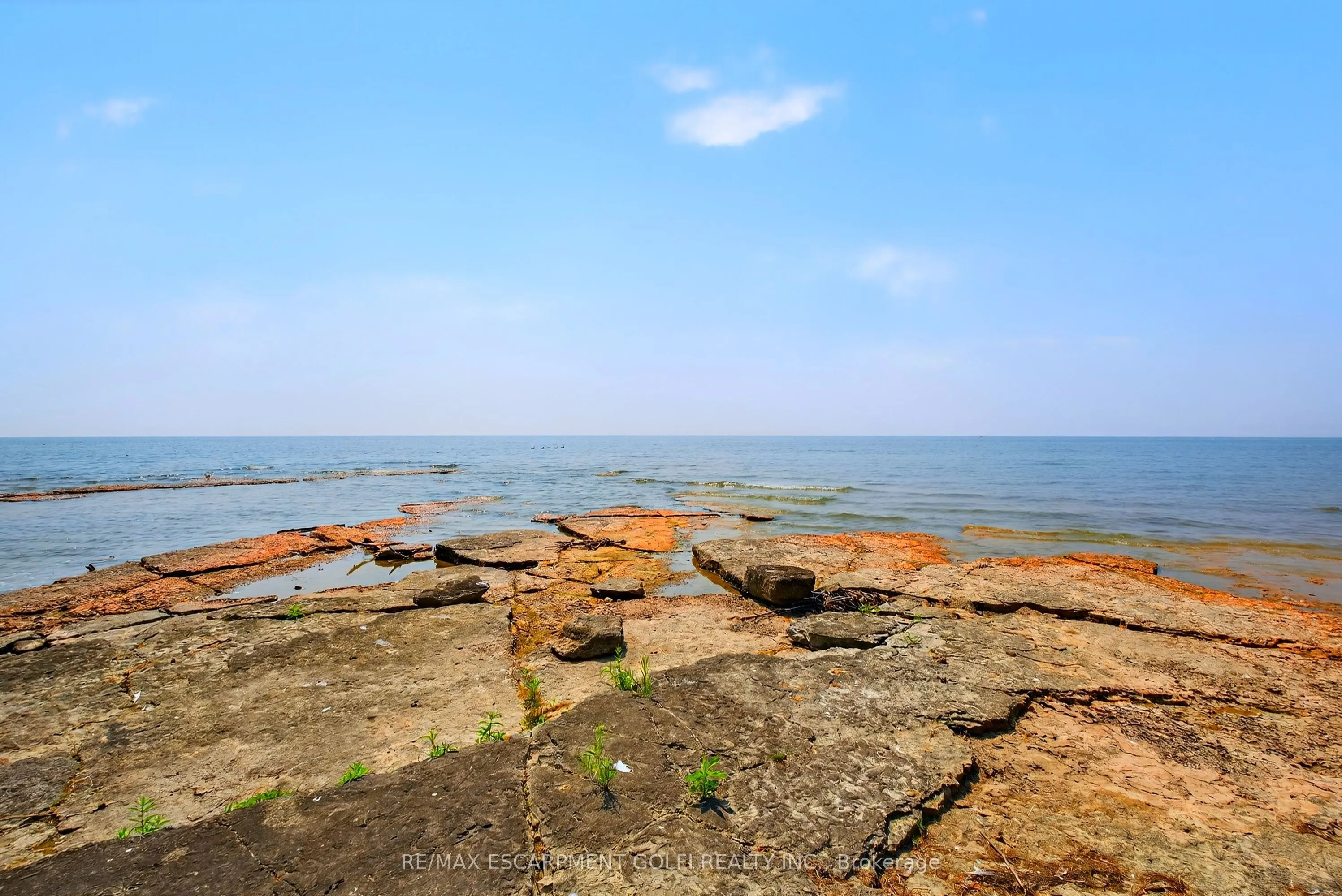 1238 Lakeshore Road