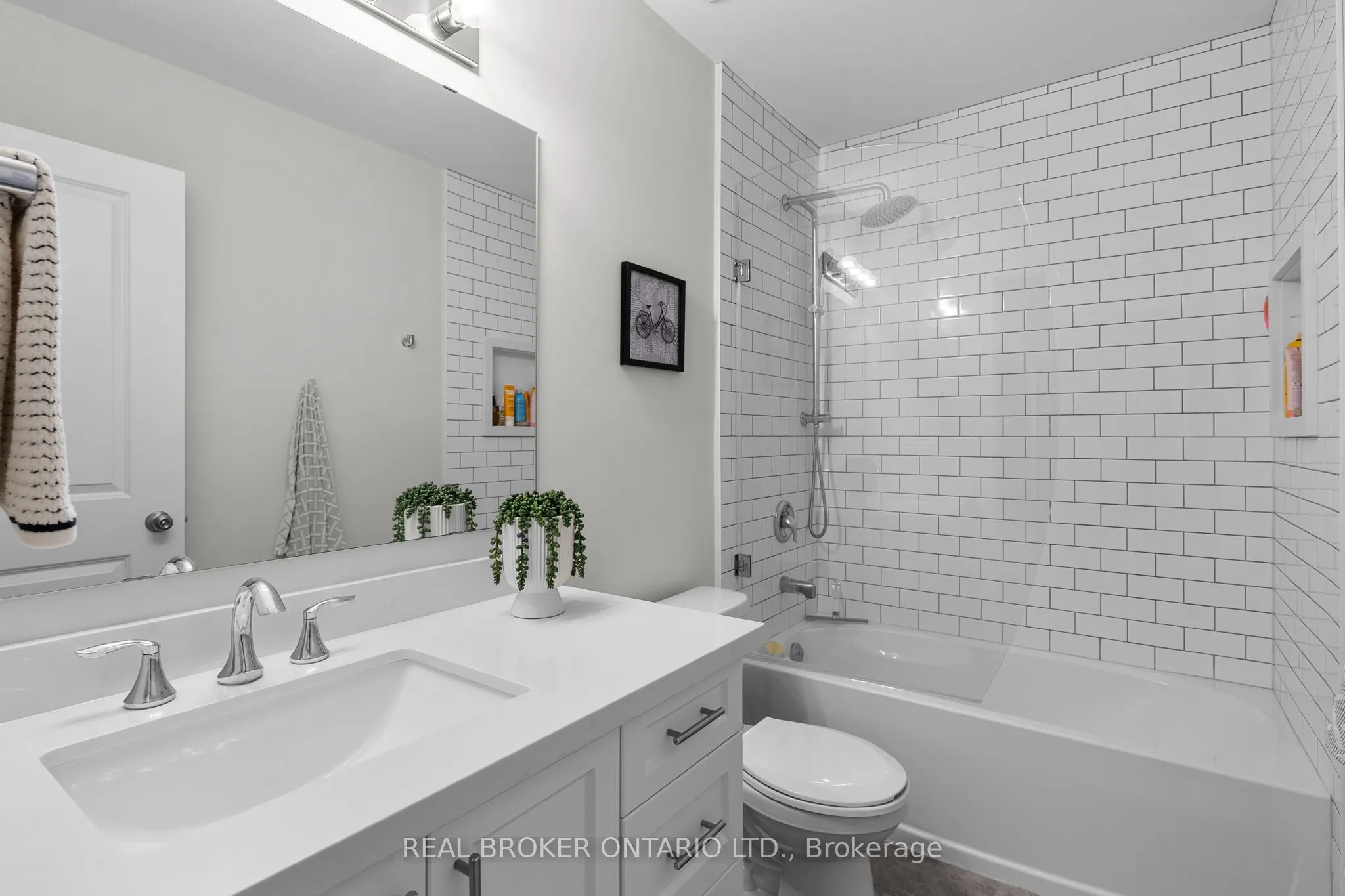 8 Nicole Park Place