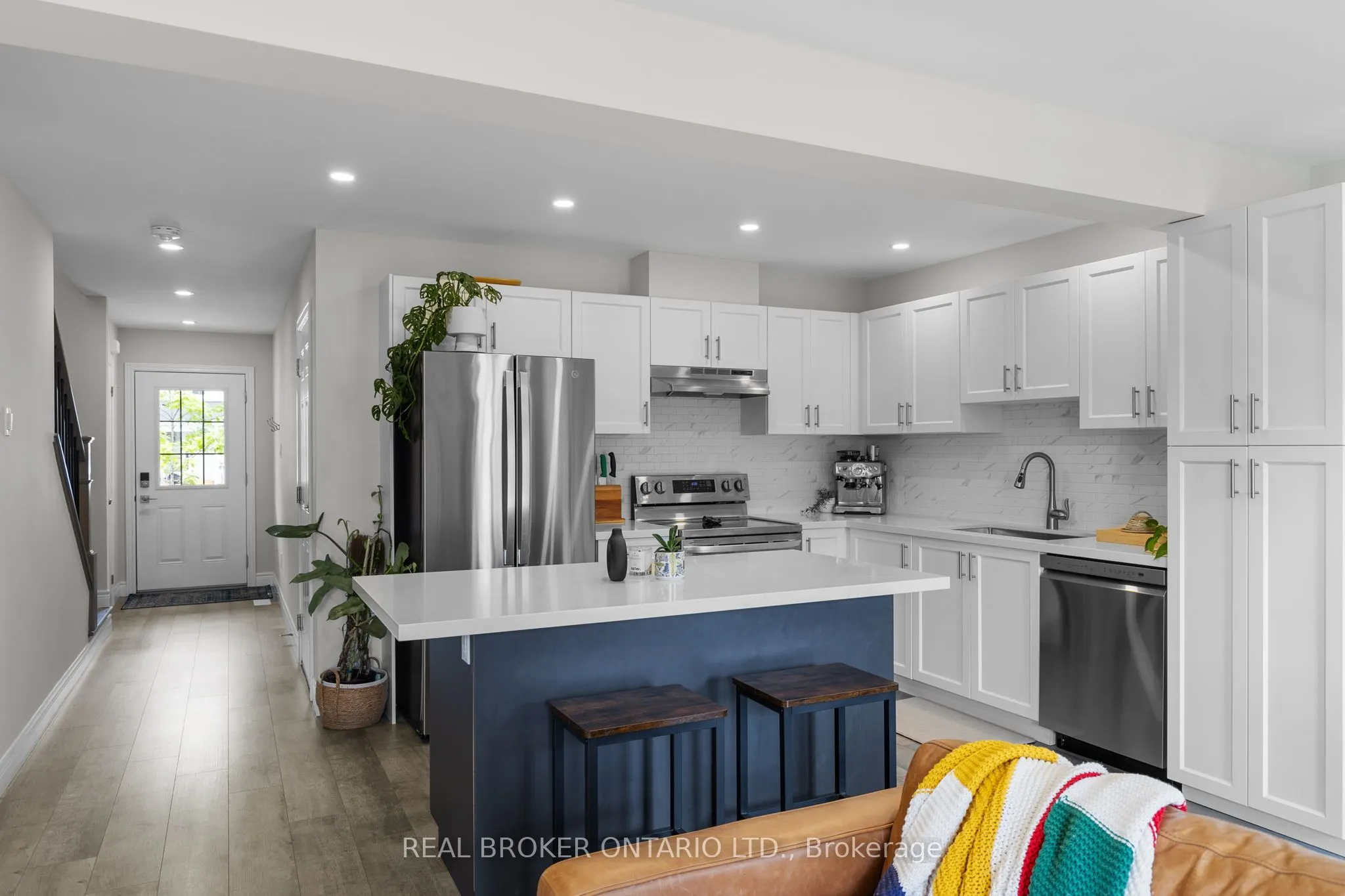 8 Nicole Park Place