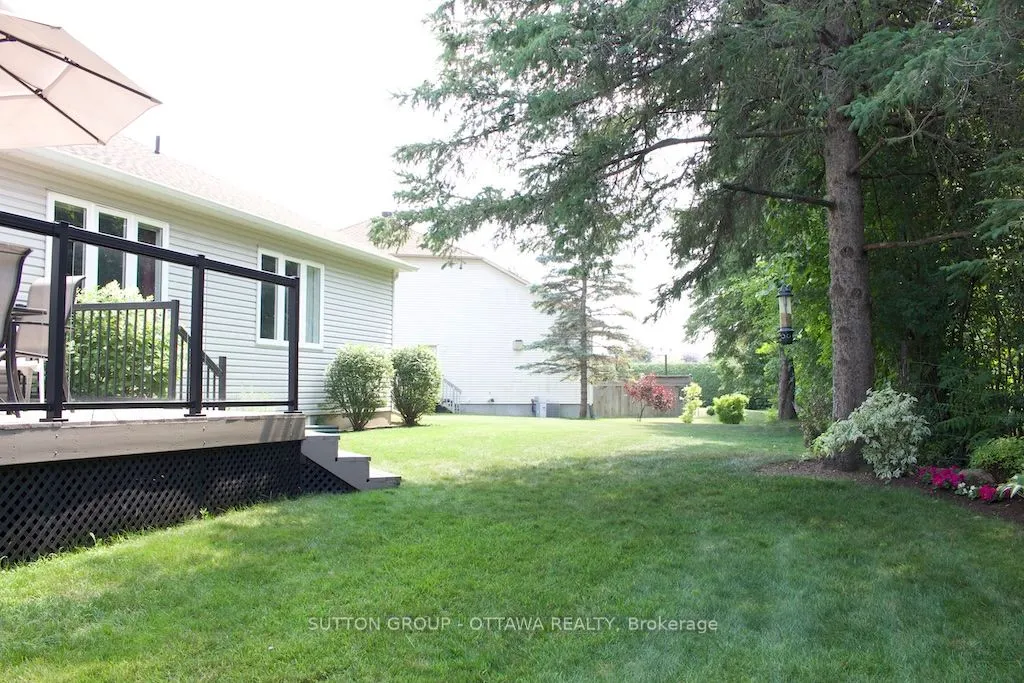18 Sirocco Crescent