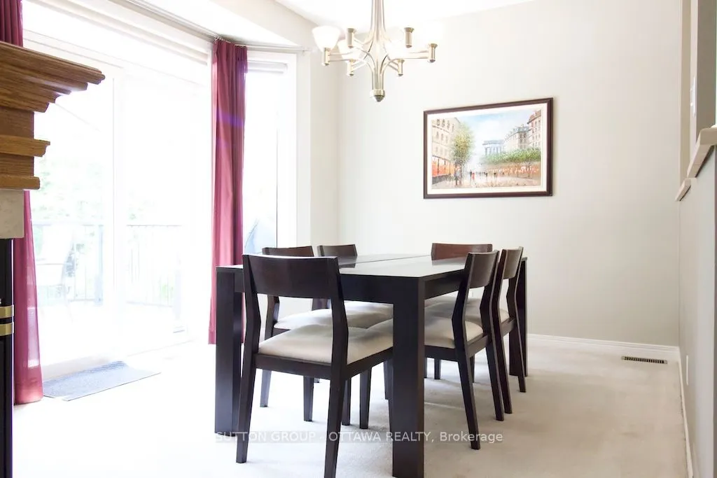 18 Sirocco Crescent