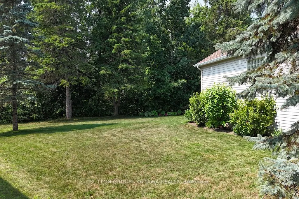 18 Sirocco Crescent