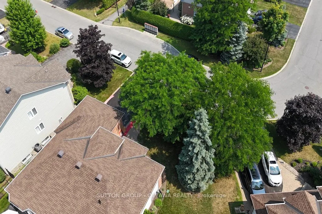 18 Sirocco Crescent