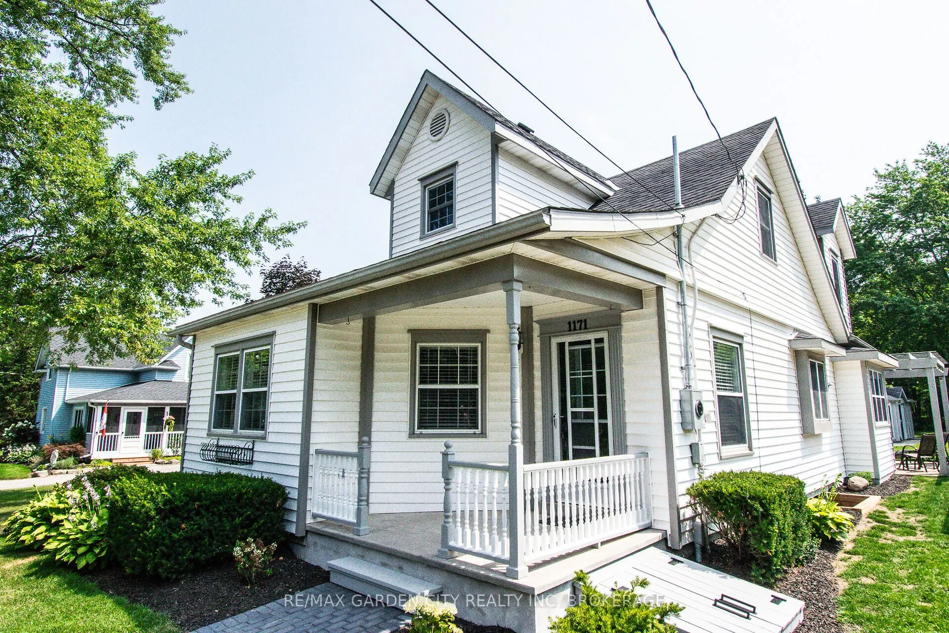 1171 Maple Street