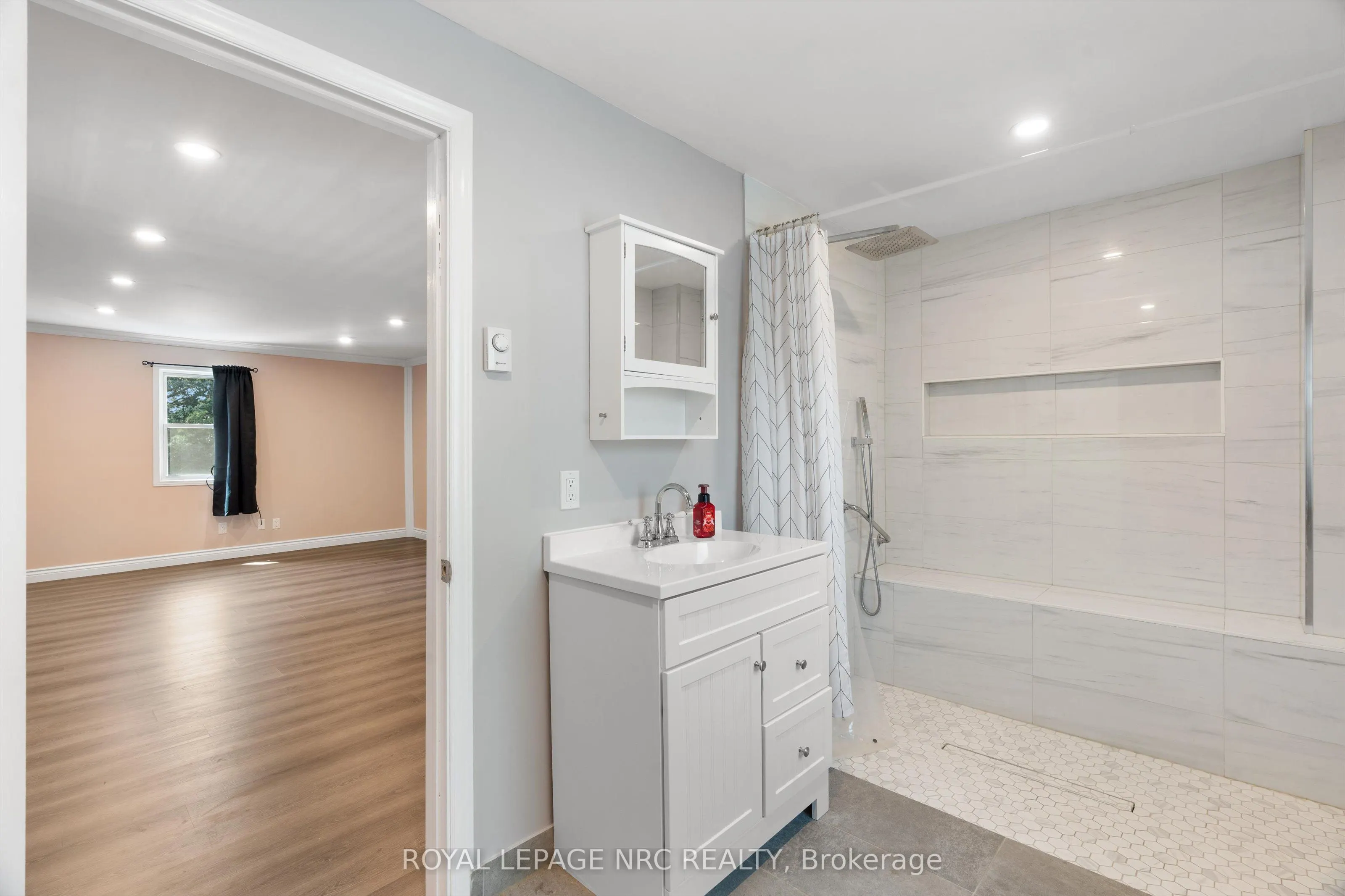 2494 Stevensville Road